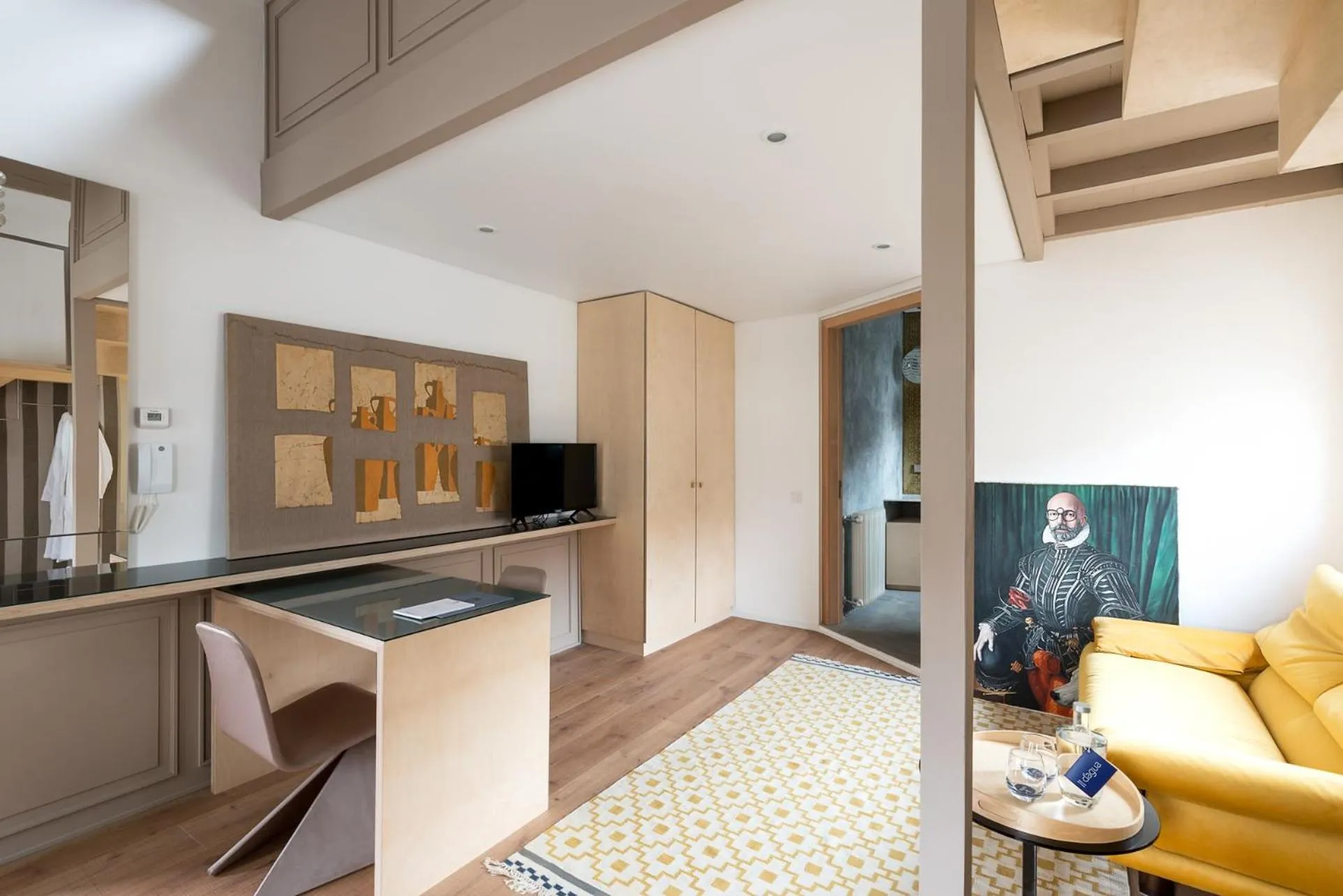 Living room in Charm Palace Porto