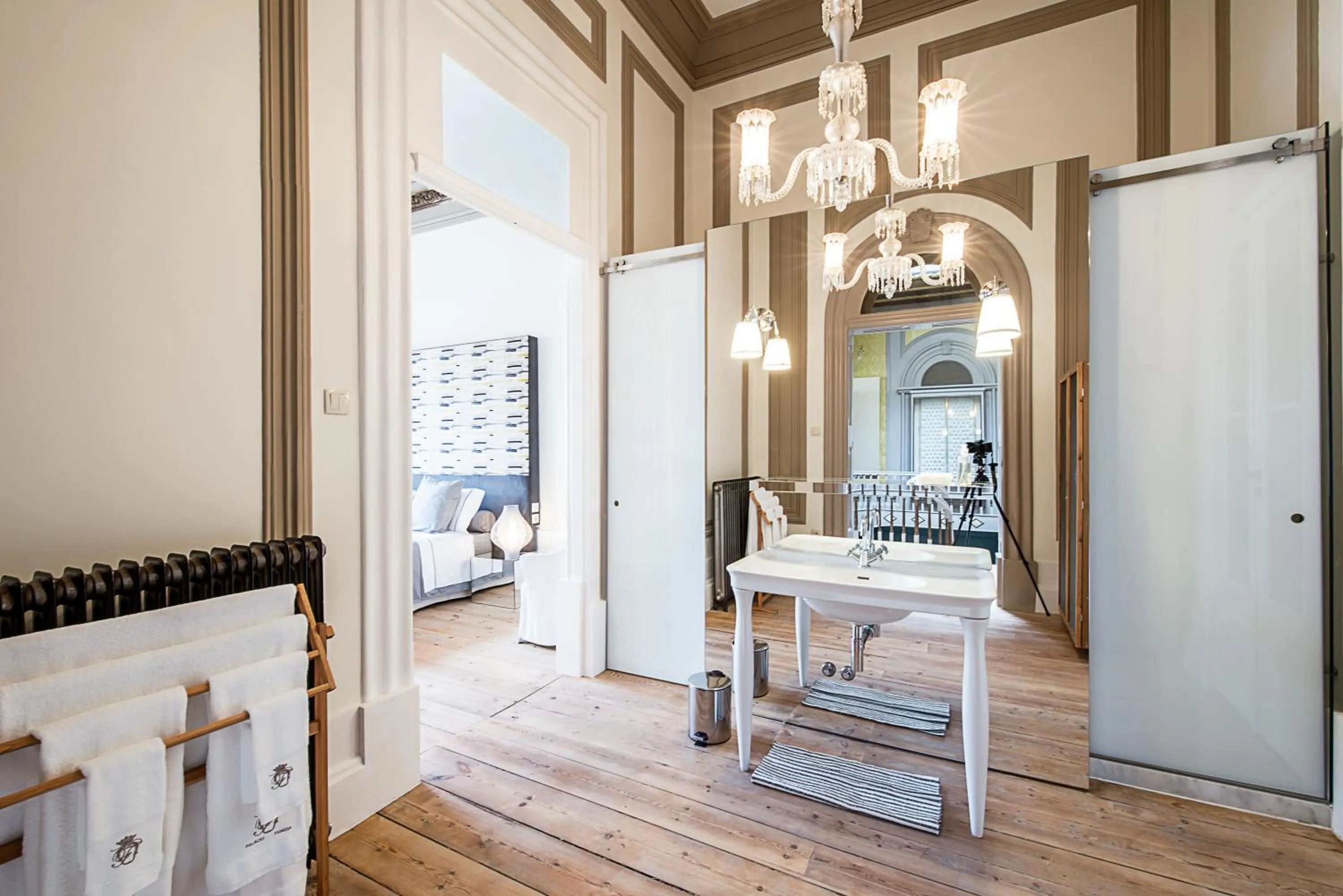 Bathroom in Charm Palace Porto