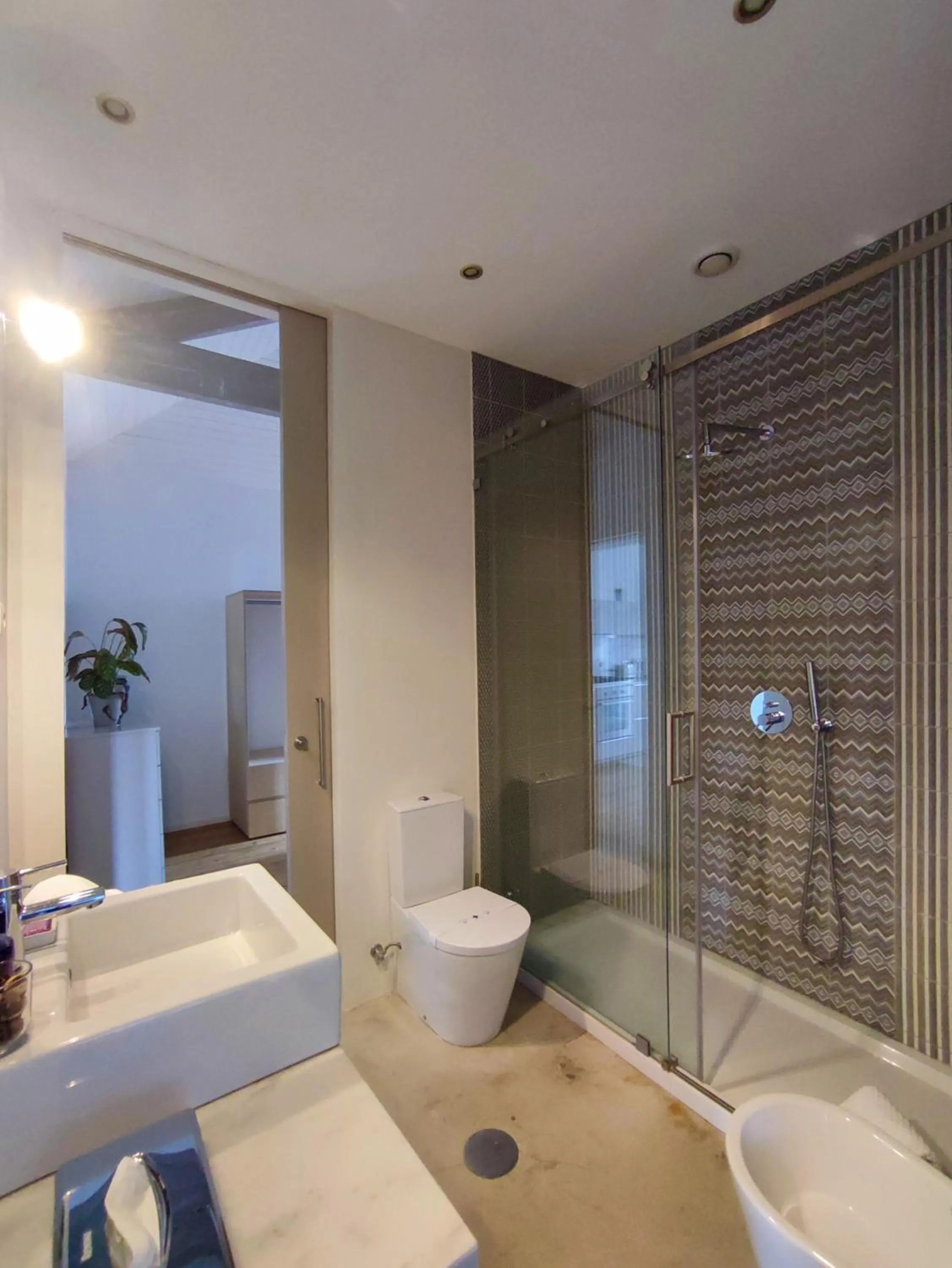 Bathroom in Charm Palace Porto