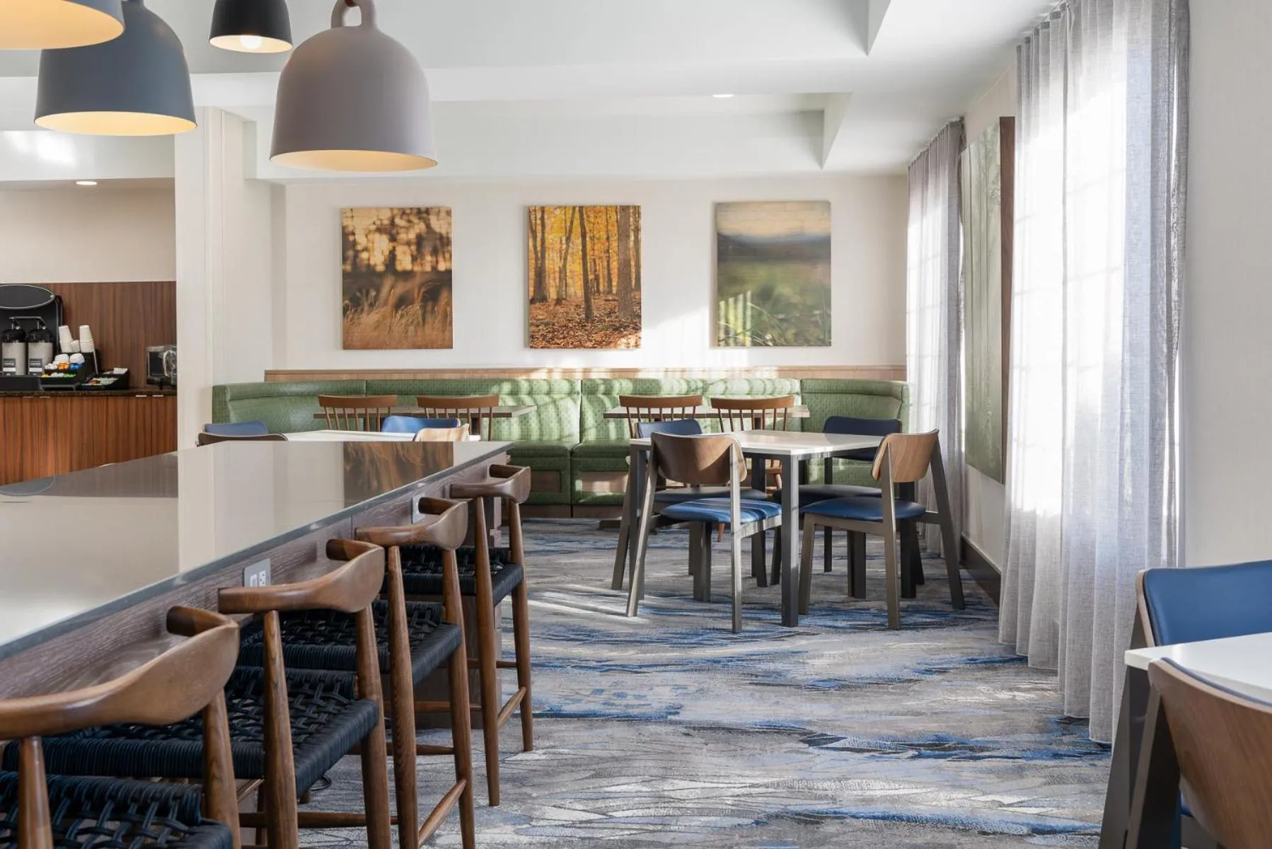 Restaurant/places to eat in Fairfield Inn and Suites by Marriott Cincinnati Eastgate