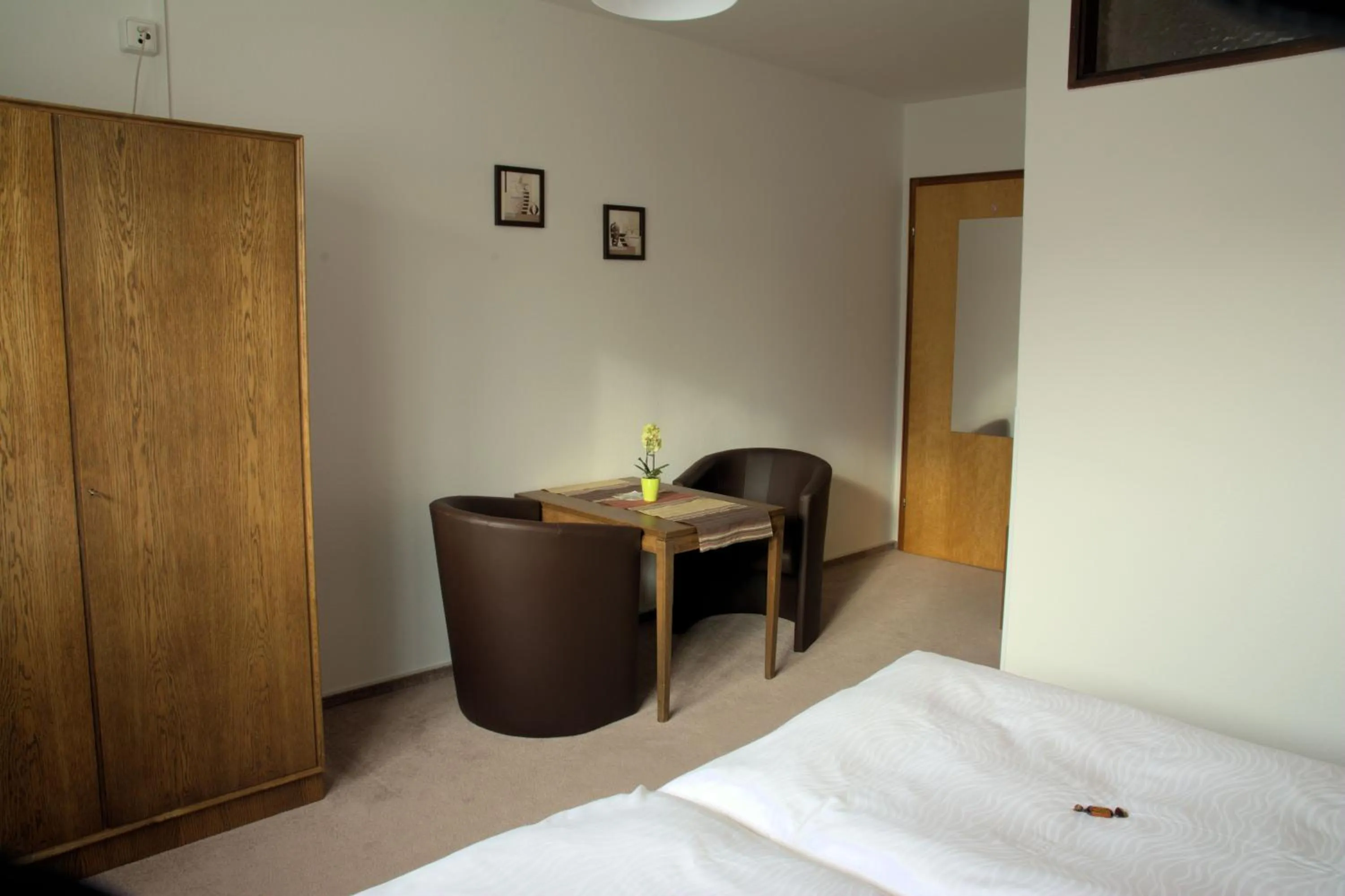 Decorative detail, Bed in Gasthaus Finken