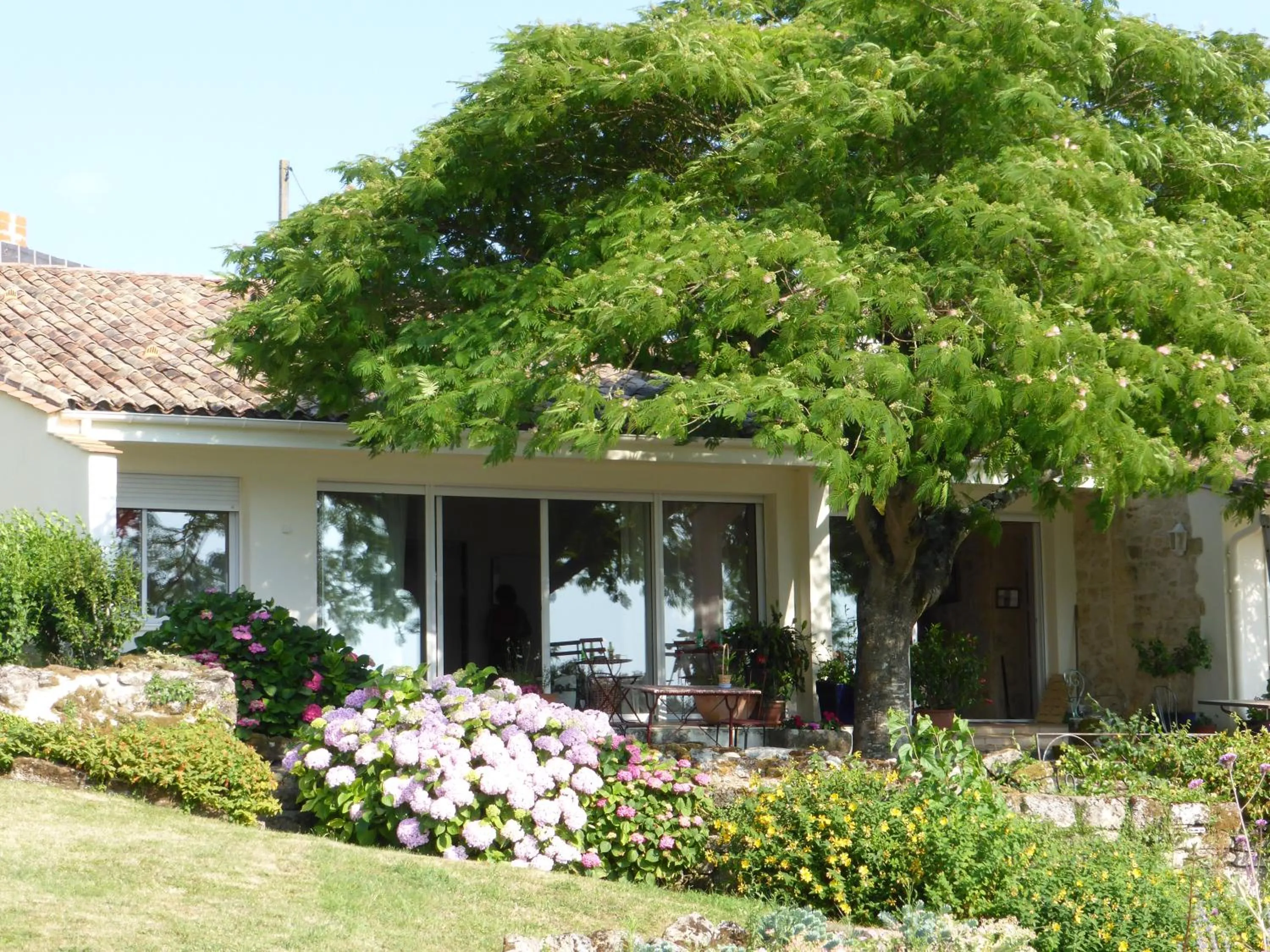 Patio in Les 4 Eléments St Emilion