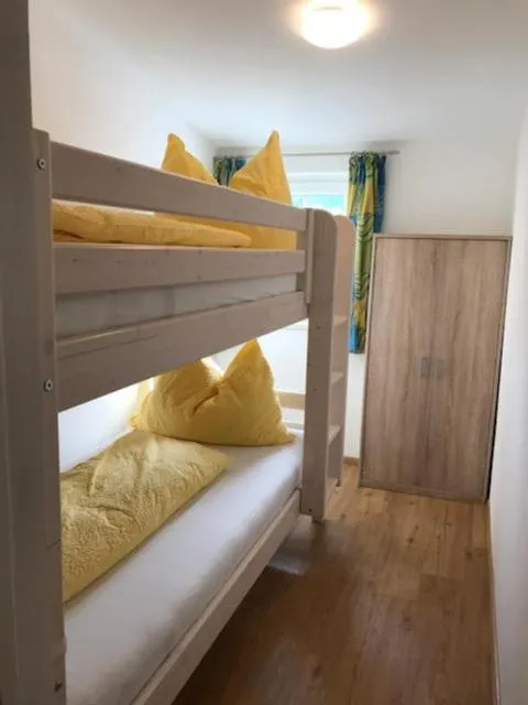 bunk bed, Bed in Gut Maierlehen