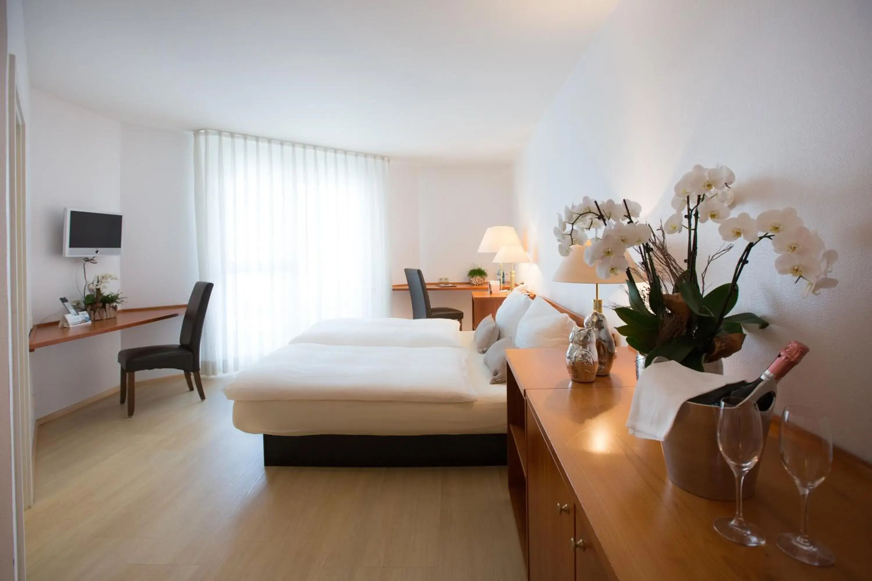 Superior Room in Hotel & Restaurant Rose Superior Room in Hotel & Restaurant Rose