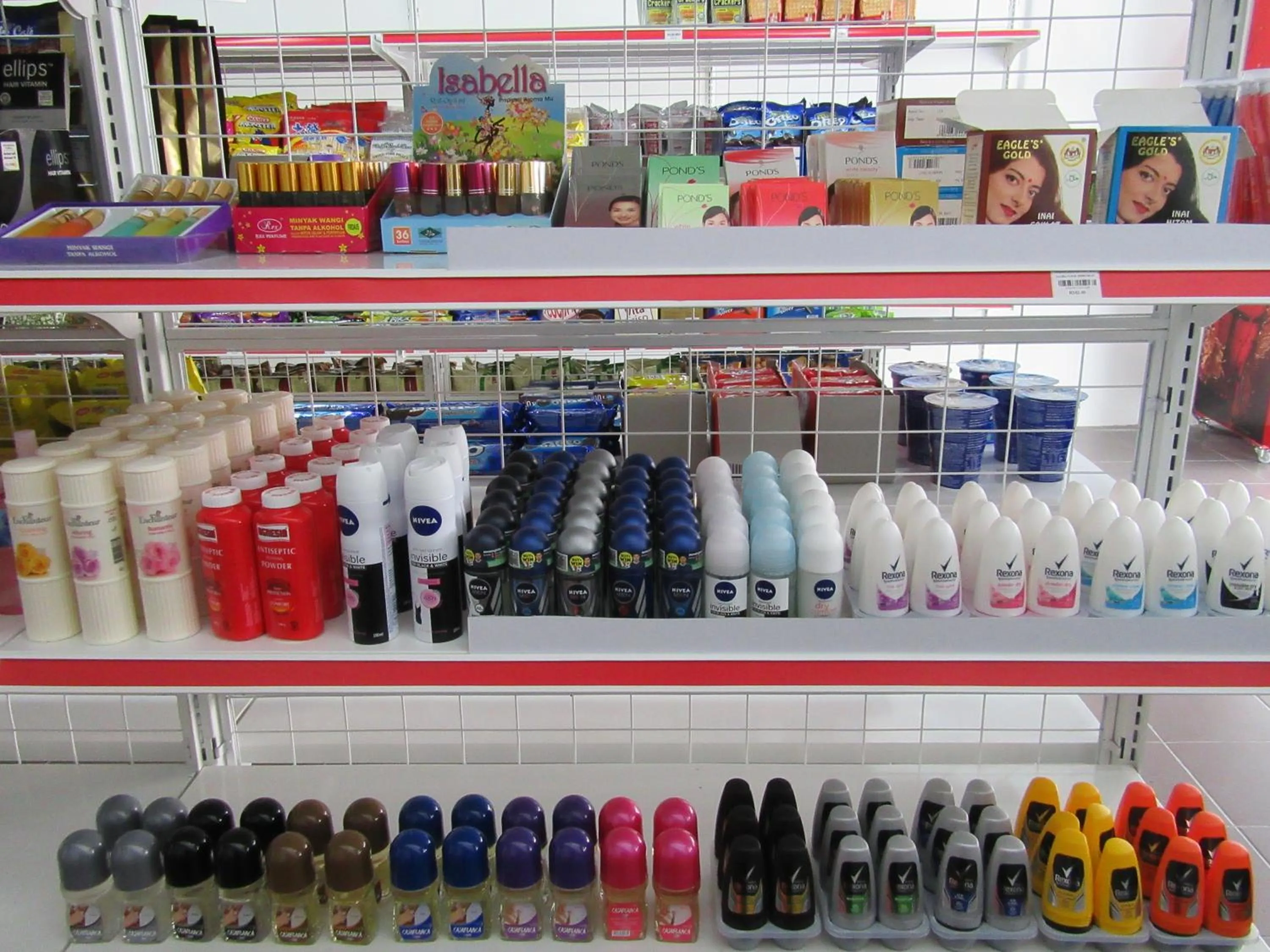 On-site shops in Samudra Hotel Kuching