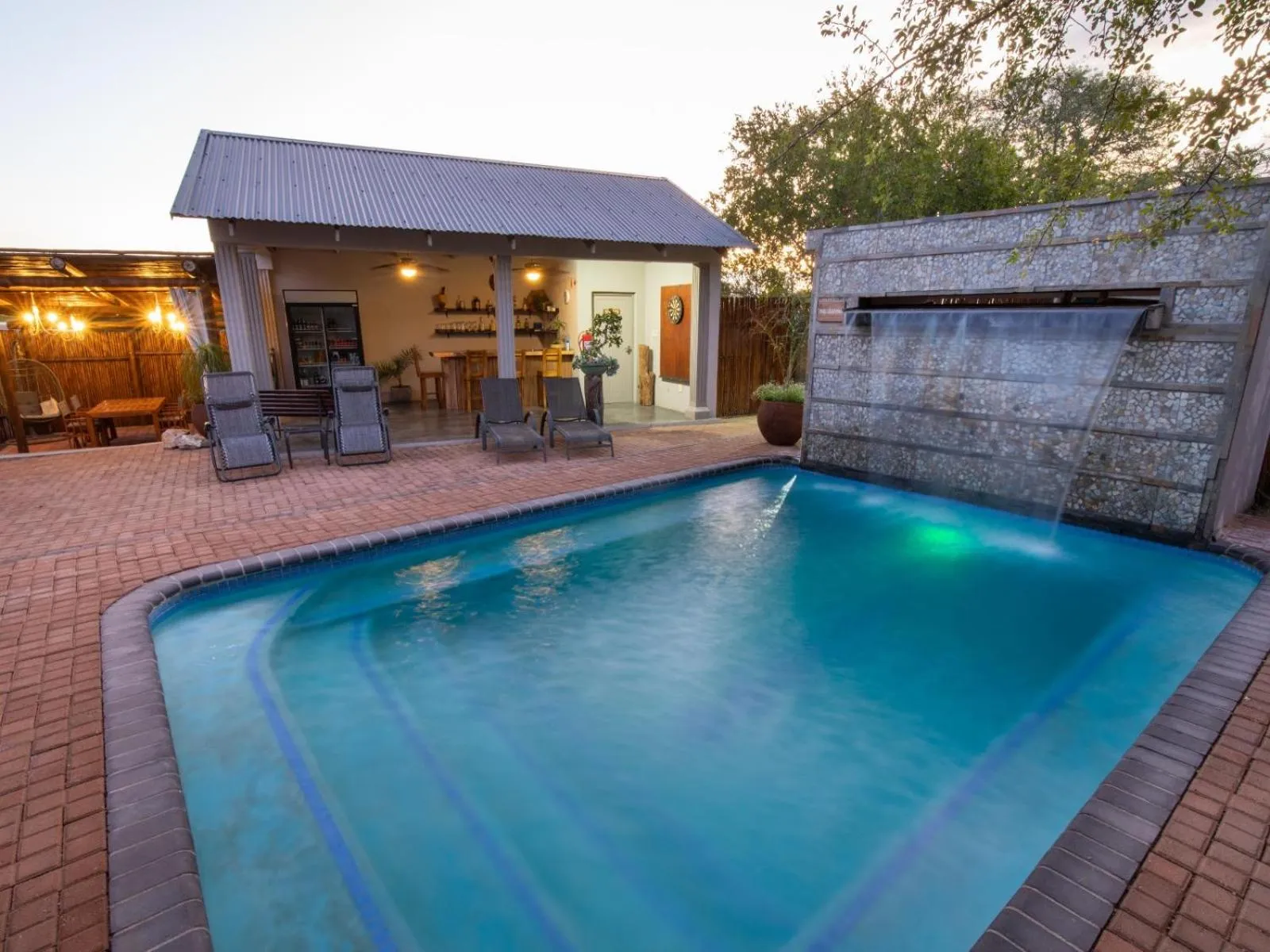 Swimming pool in The Belgium Inn