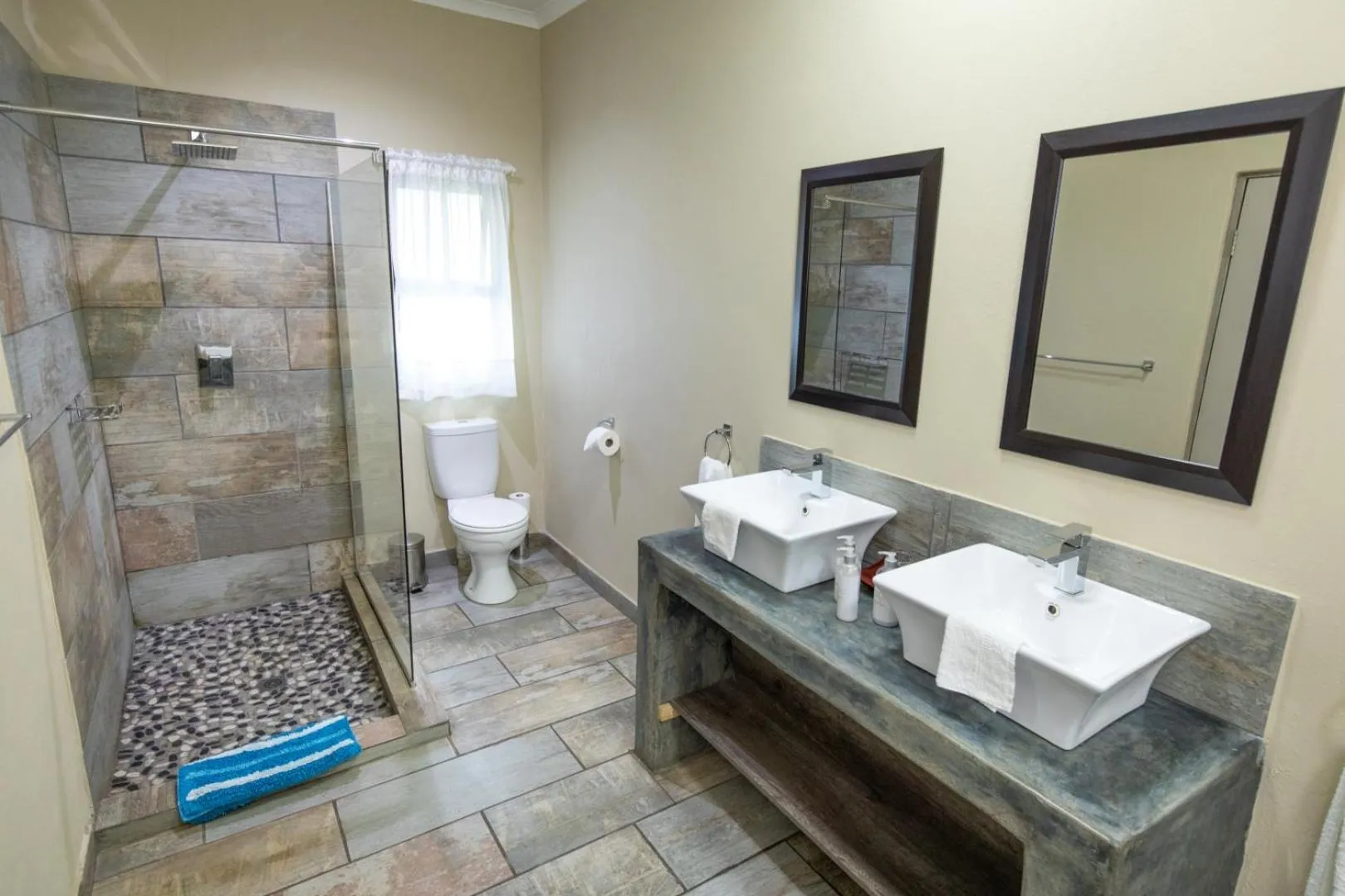 Bathroom in The Belgium Inn