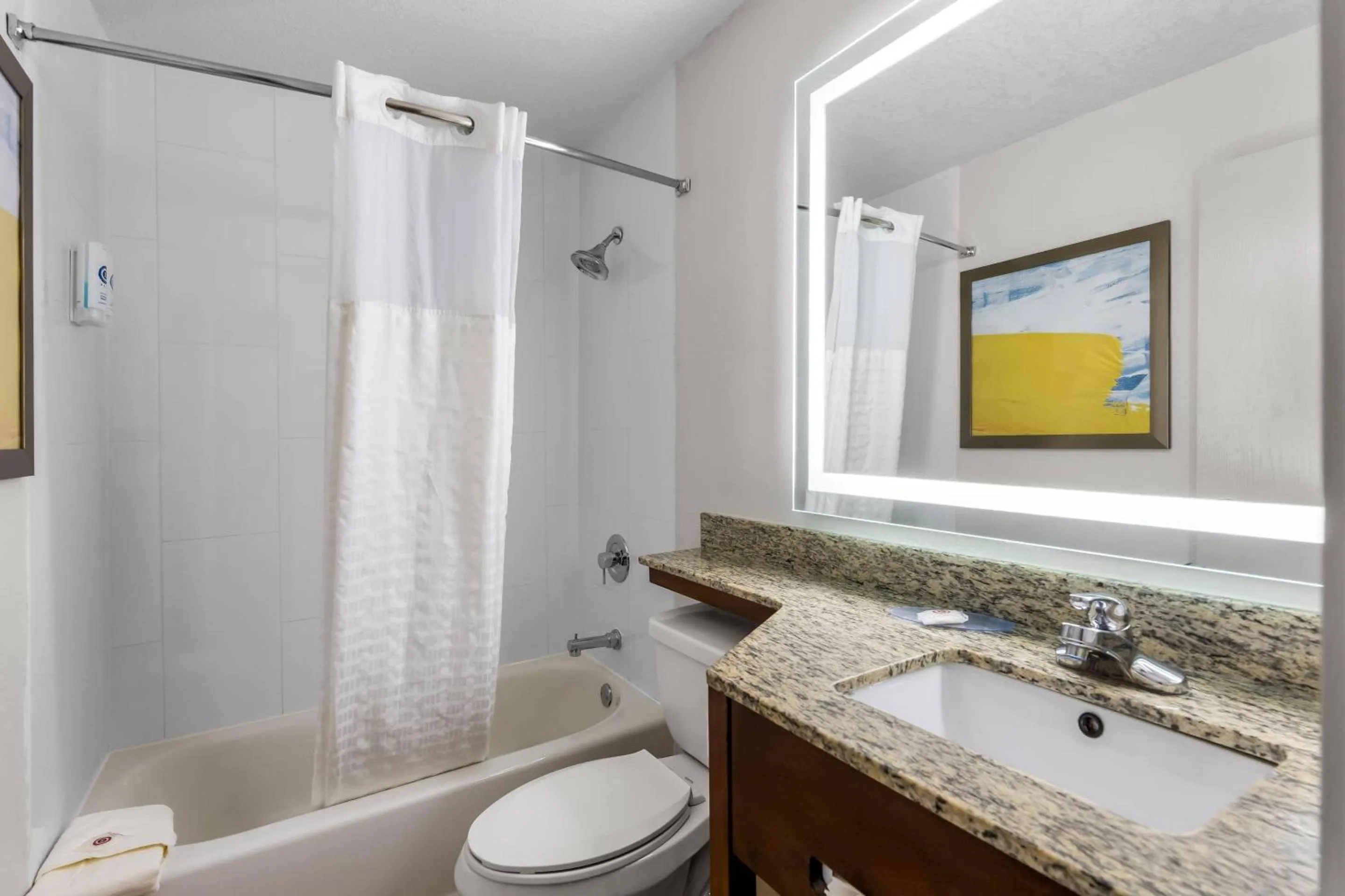 Bedroom in Comfort Inn Nashville West