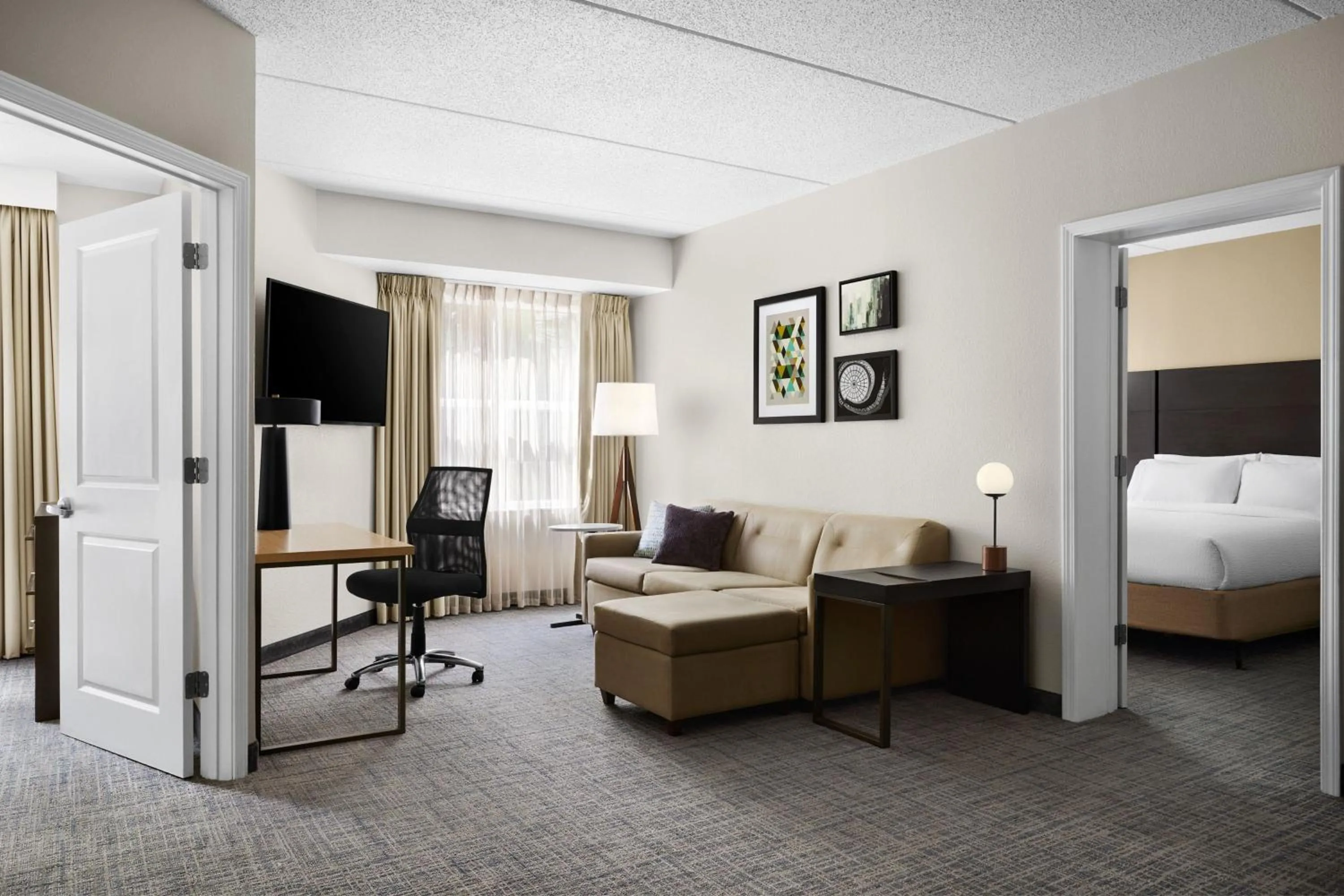 Bedroom, Bed in Residence Inn by Marriott Philadelphia Langhorne