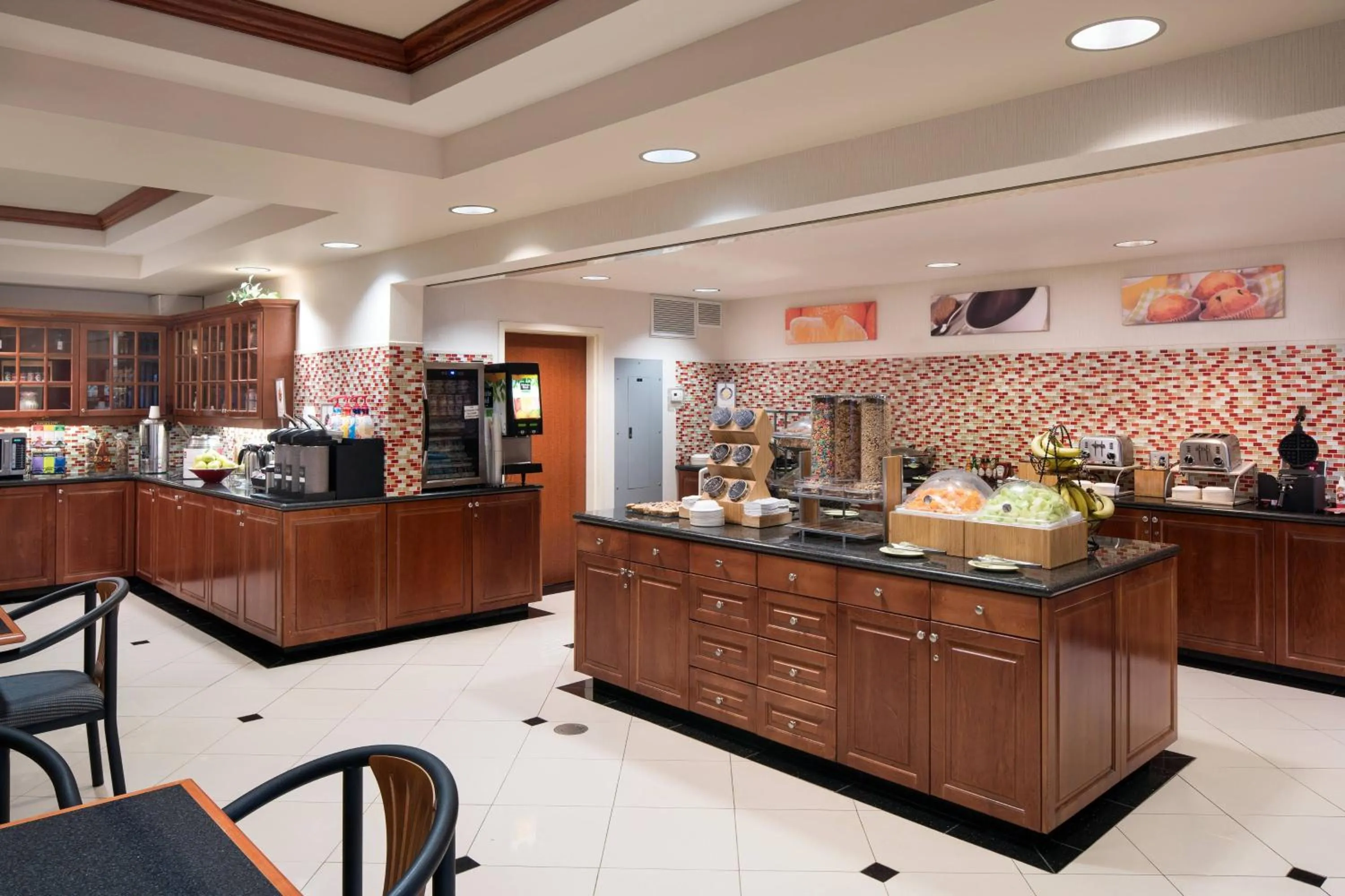 Breakfast in Fairfield Inn & Suites Tucson North/Oro Valley