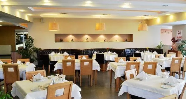 Restaurant/places to eat in Cerkezkoy Business Hotel