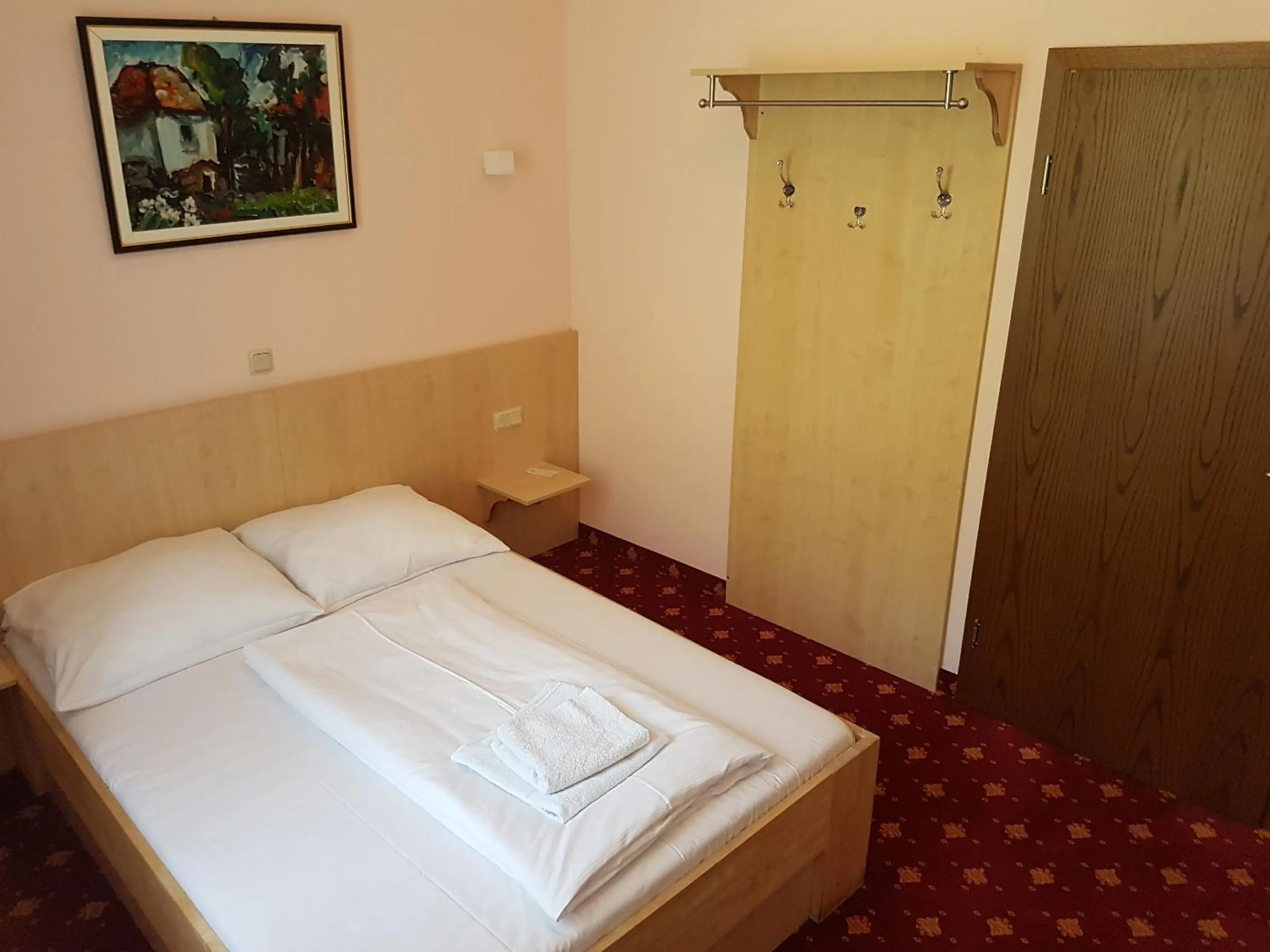 Photo of the whole room in Hotel - Restaurant Sophienaue