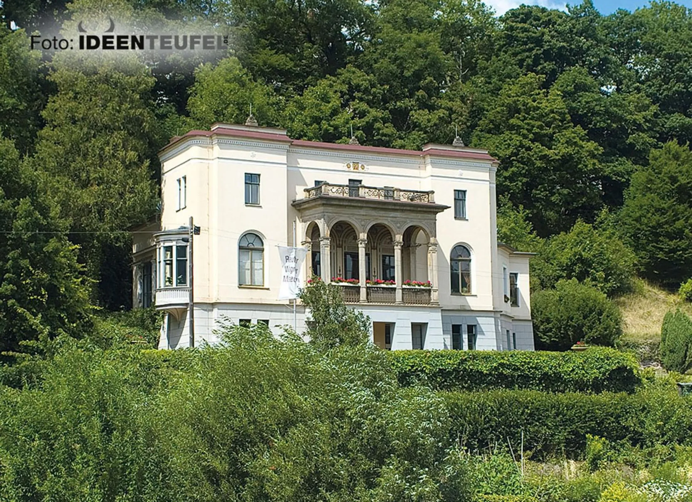 Nearby landmark in Hotel - Restaurant Sophienaue