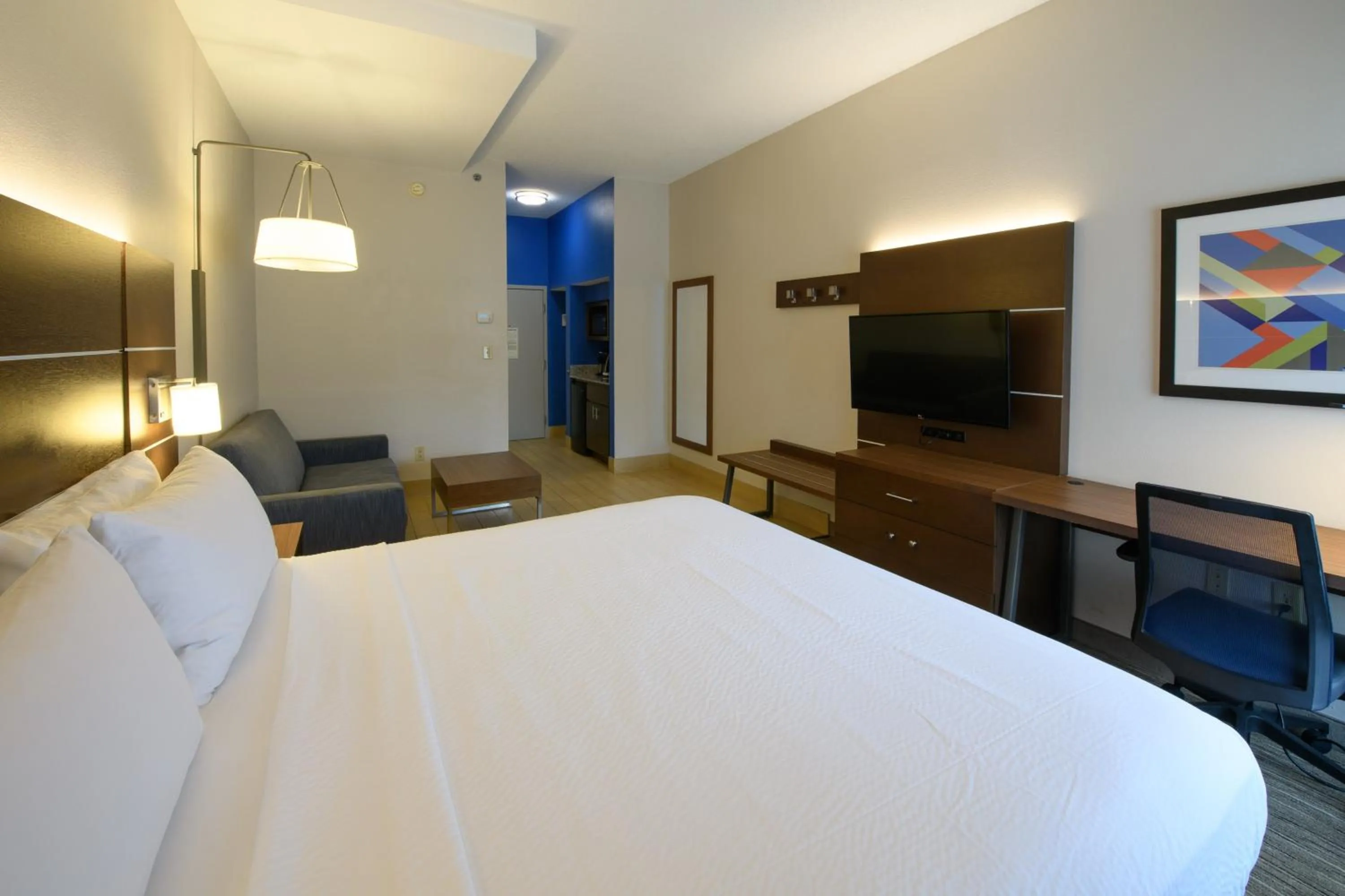 Photo of the whole room, Bed in Holiday Inn Express Hotel & Suites Blythewood by IHG