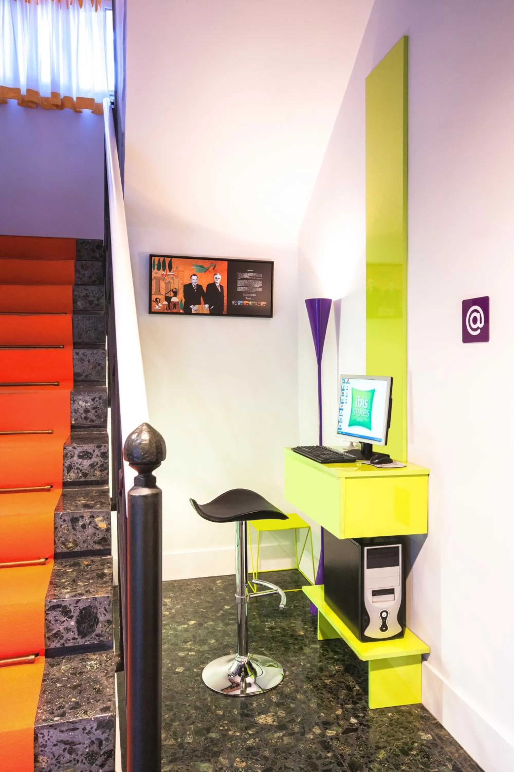 TV and multimedia in Hotel Ibis Styles La Rioja Arnedo