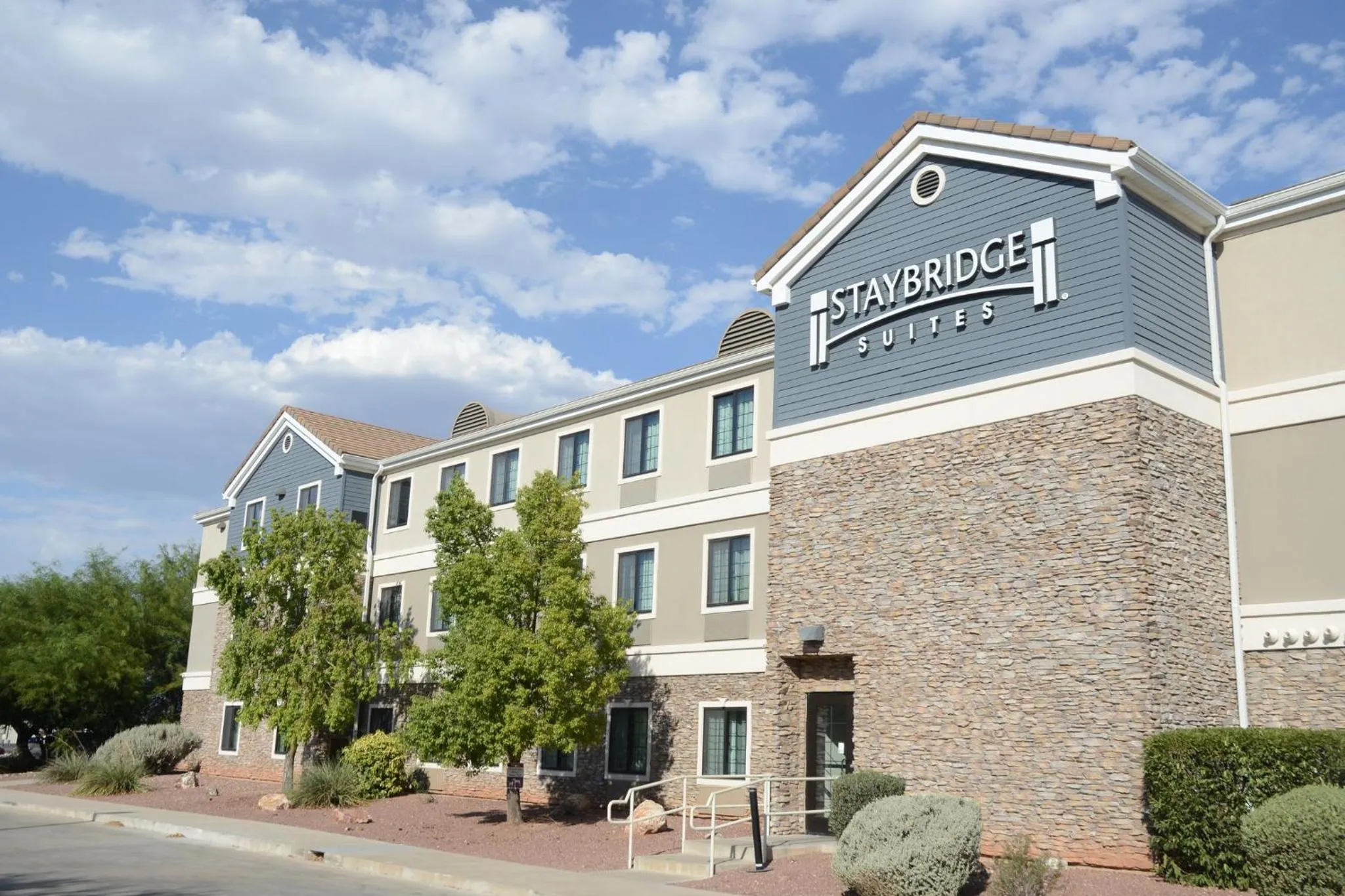 Property building in Staybridge Suites Tucson Airport by IHG