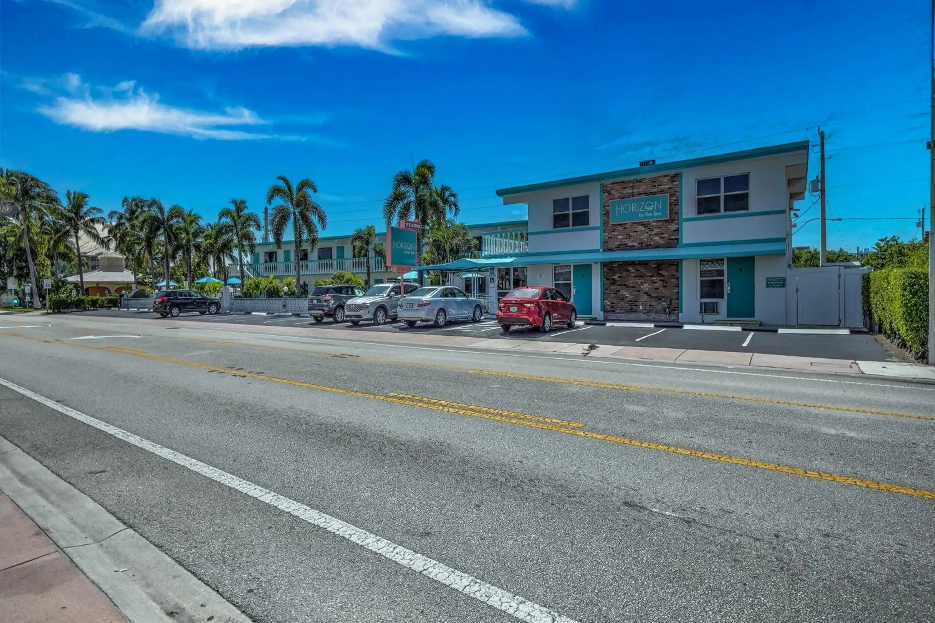Property building in Horizon by the Sea Inn