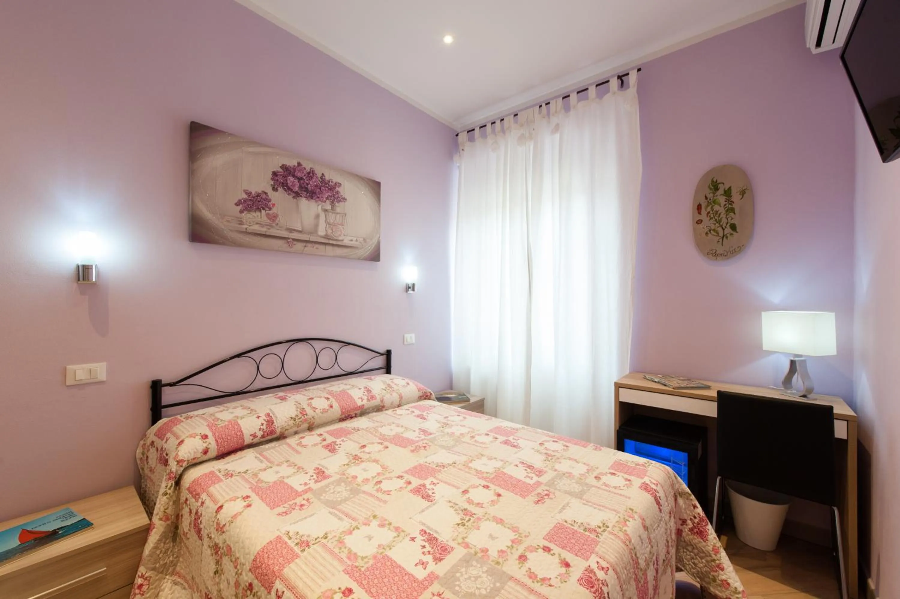 Bedroom, Bed in Guest House Le Tre Spezie