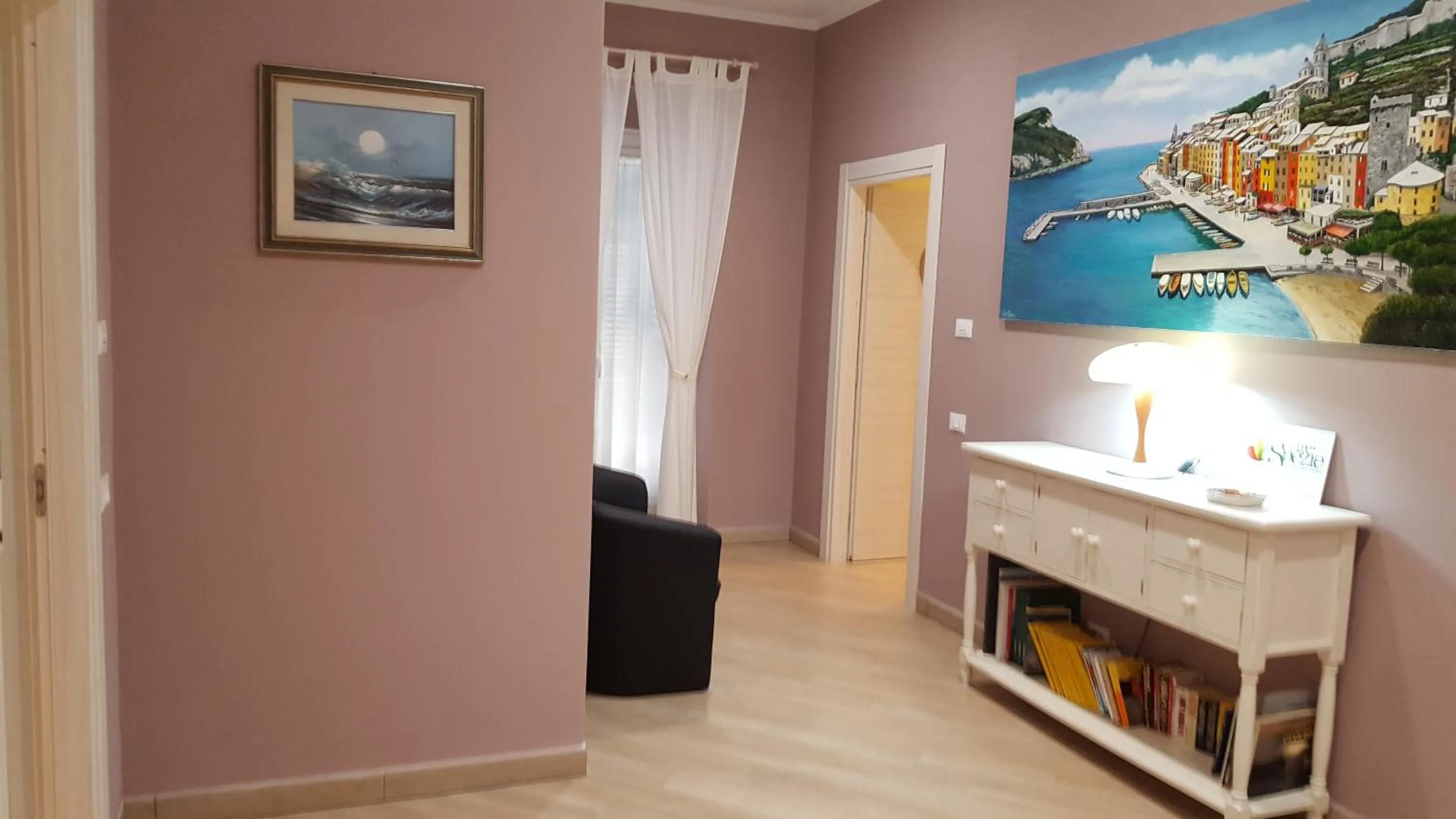 Library in Guest House Le Tre Spezie