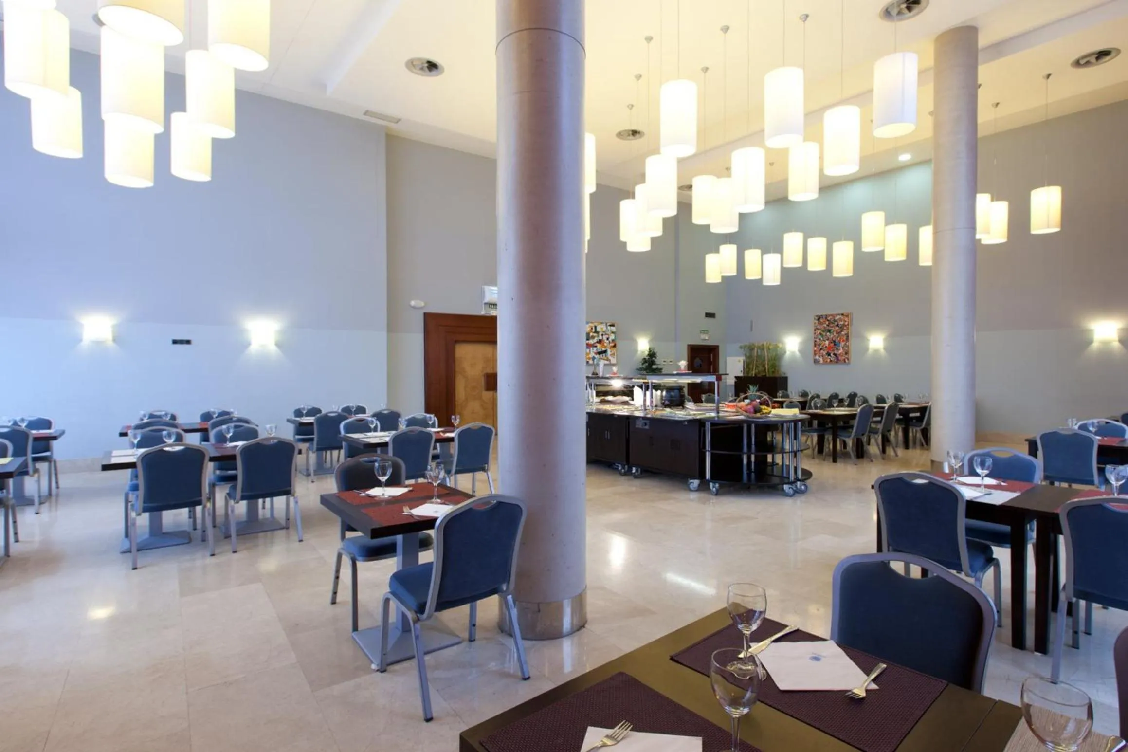 Restaurant/places to eat in Porcel Avant