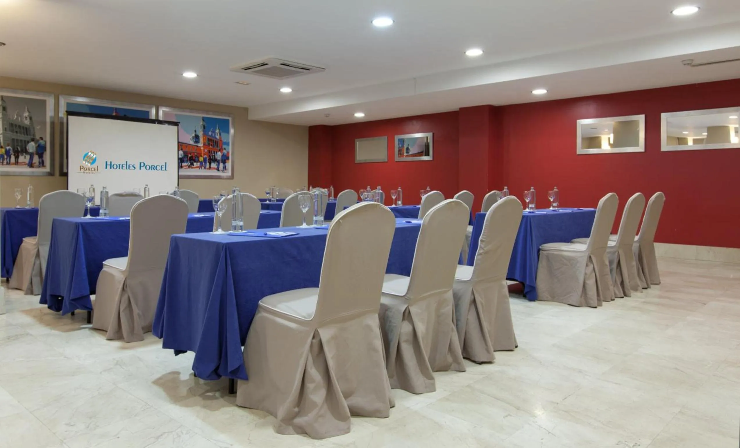 Meeting/conference room in Porcel Avant