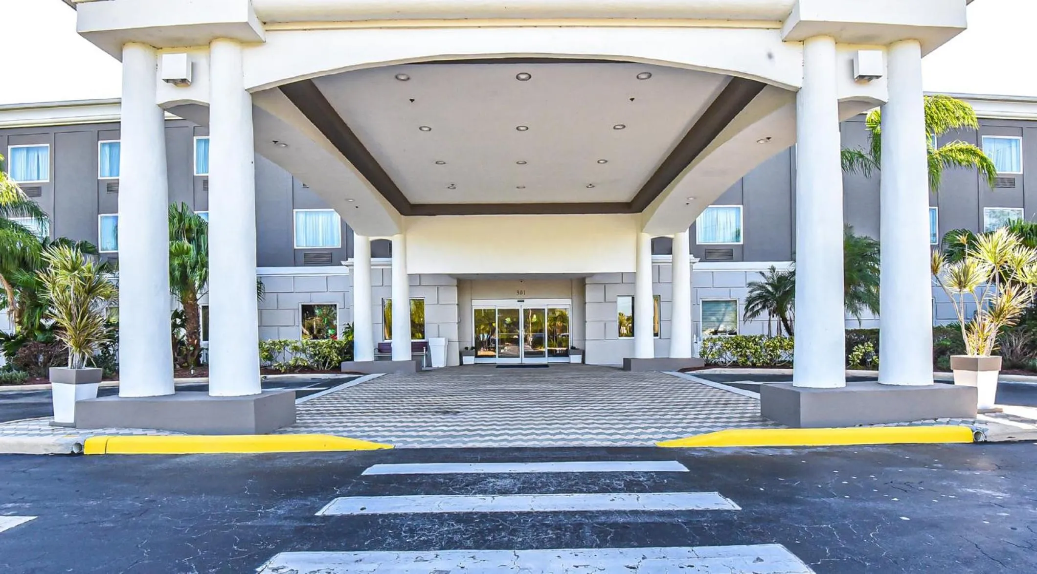 Property building in Holiday Inn Express & Suites Cocoa by IHG