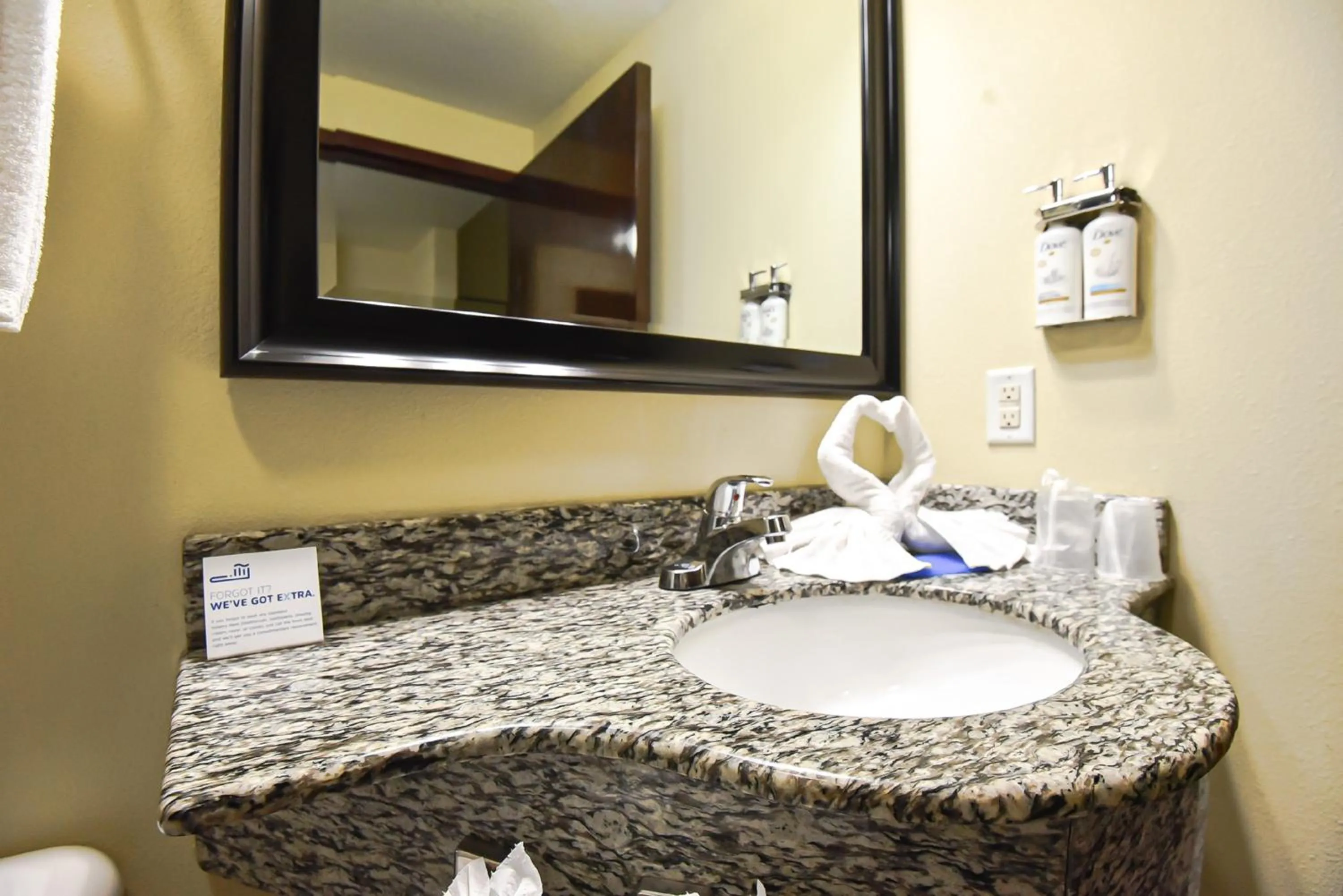 Photo of the whole room in Holiday Inn Express & Suites Cocoa by IHG