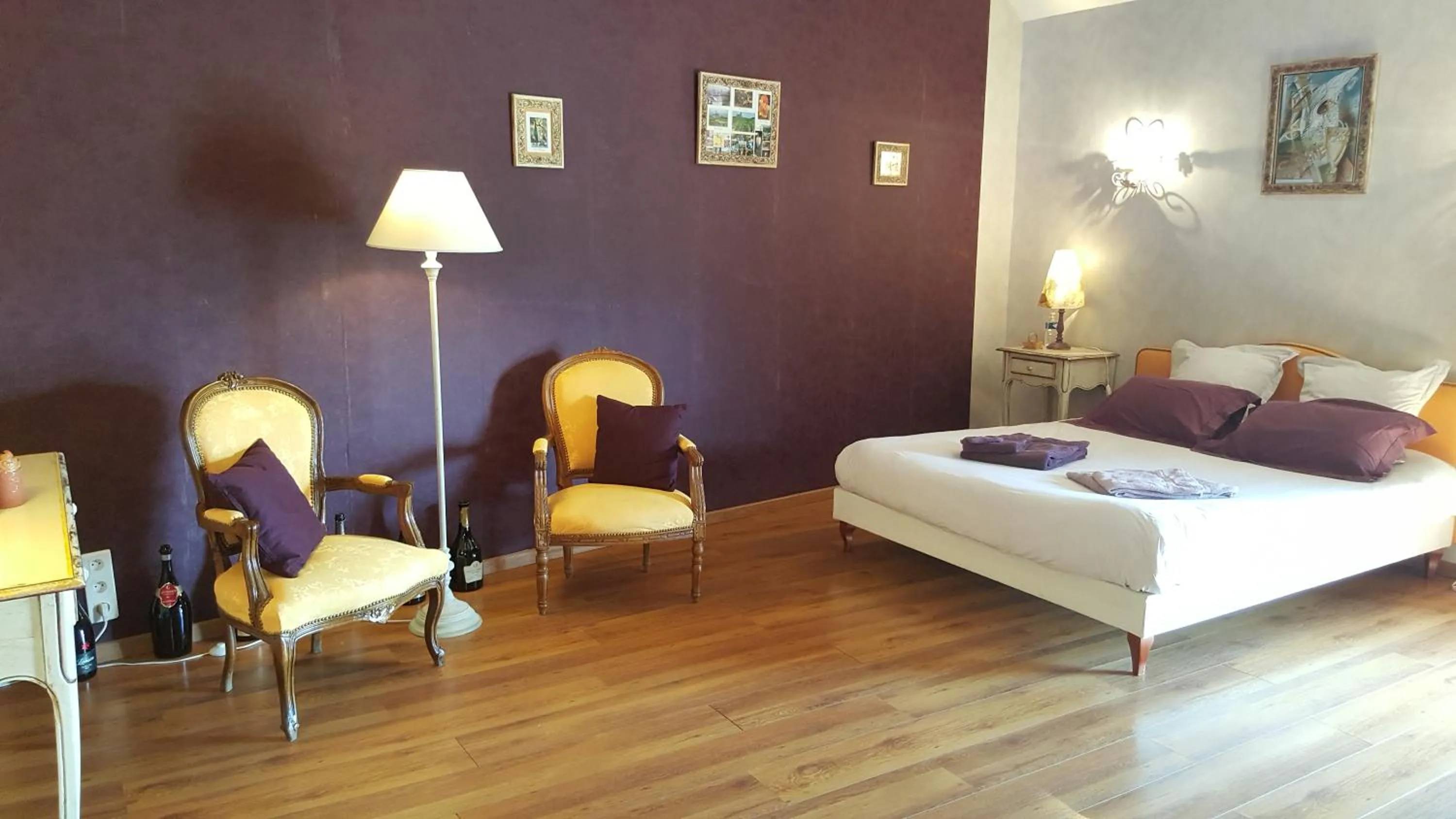 Bed in Chambre d'Hotes de la Loge