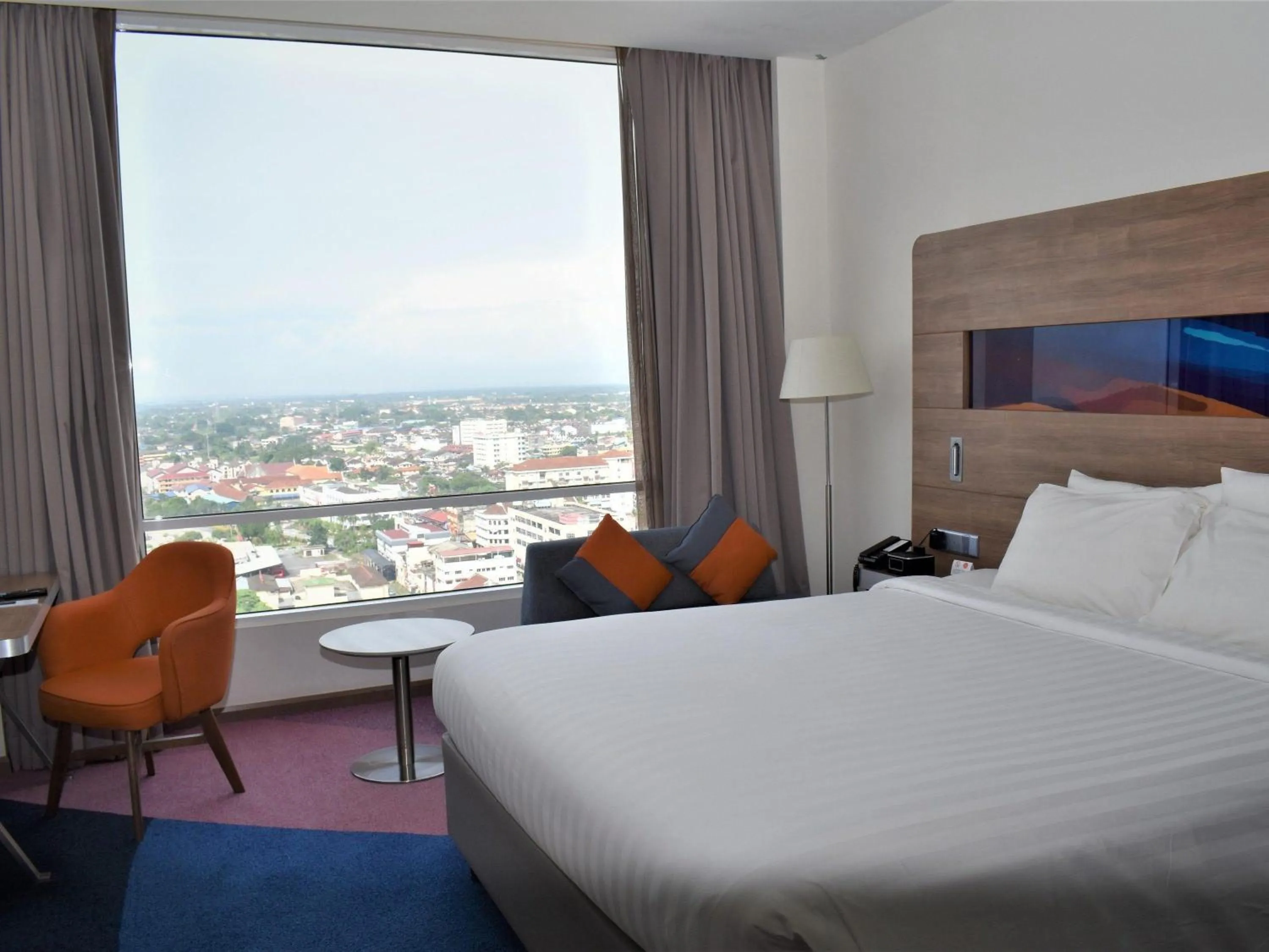 Bedroom, Bed in Novotel Taiping