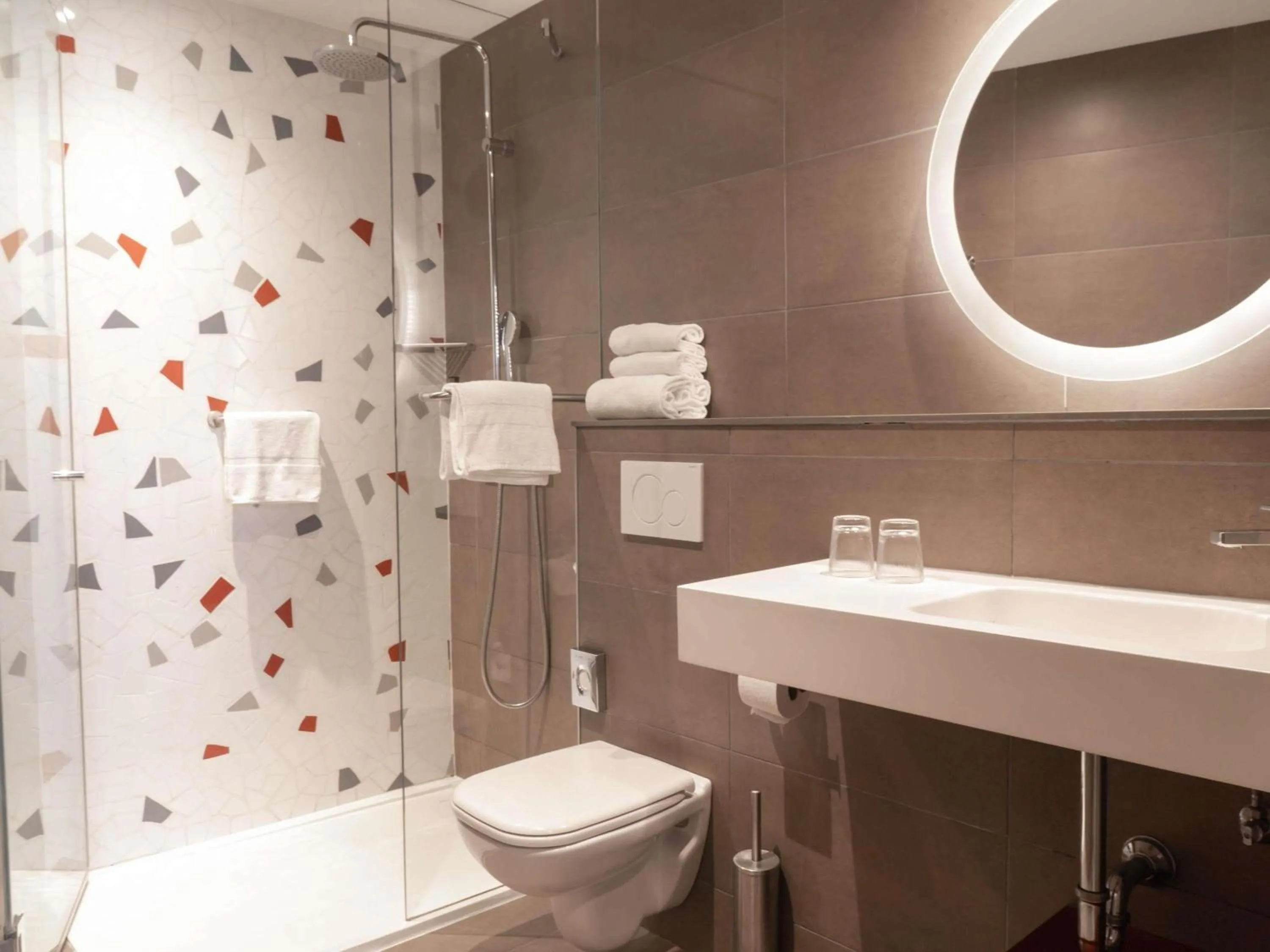 Bedroom in ibis Styles Barcelona City Bogatell