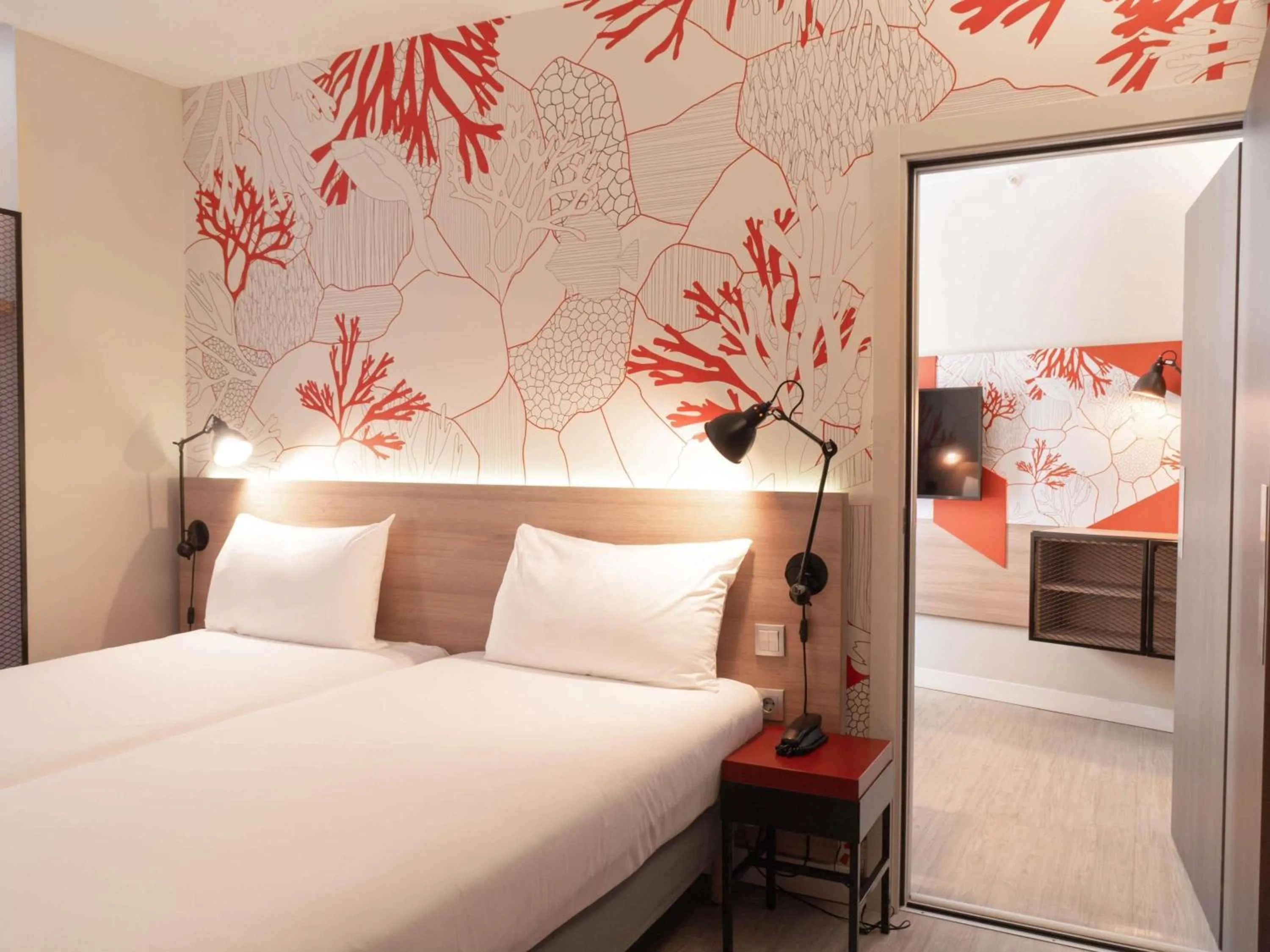 Bedroom, Bed in ibis Styles Barcelona City Bogatell