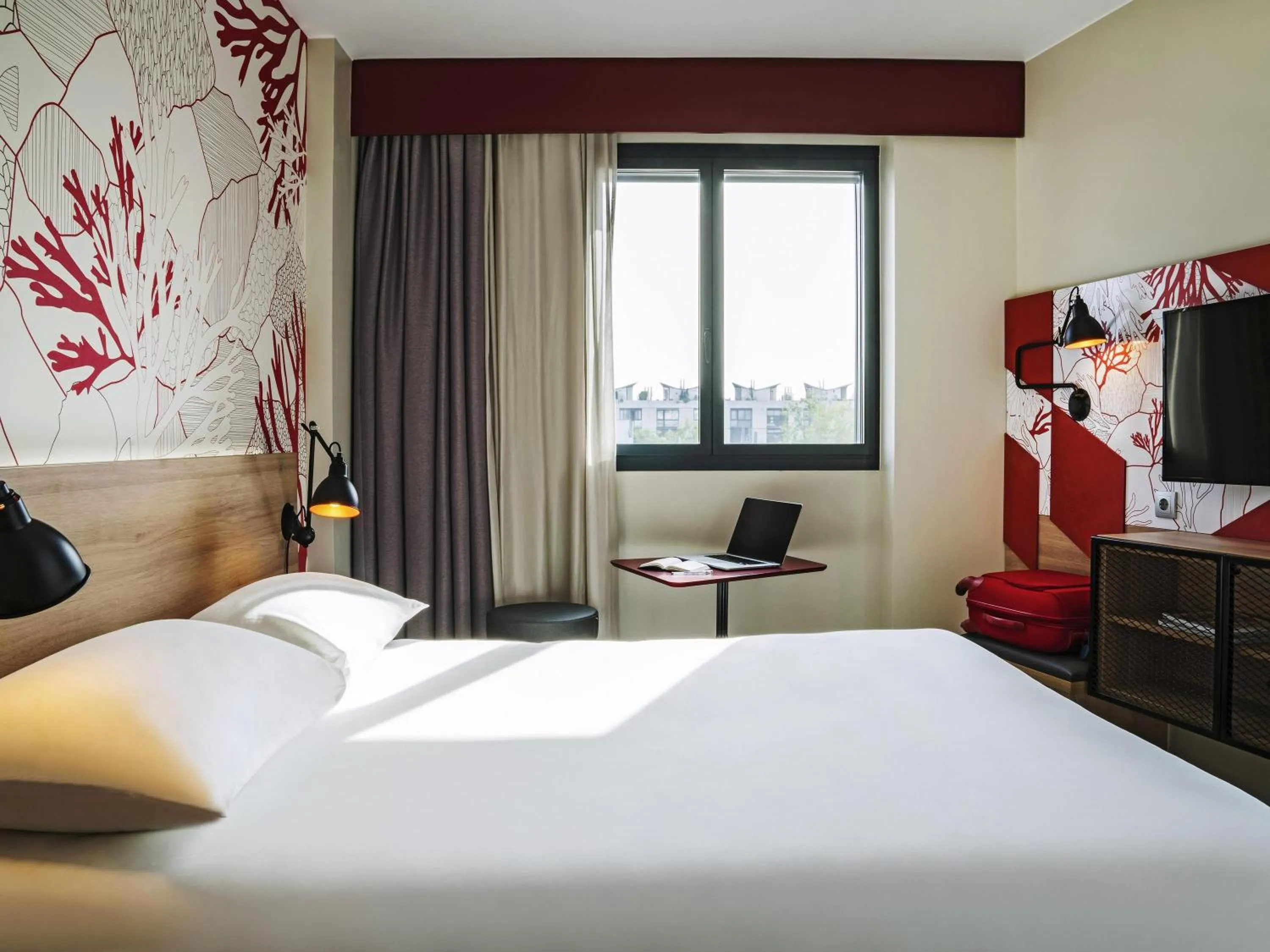Bedroom, Bed in ibis Styles Barcelona City Bogatell