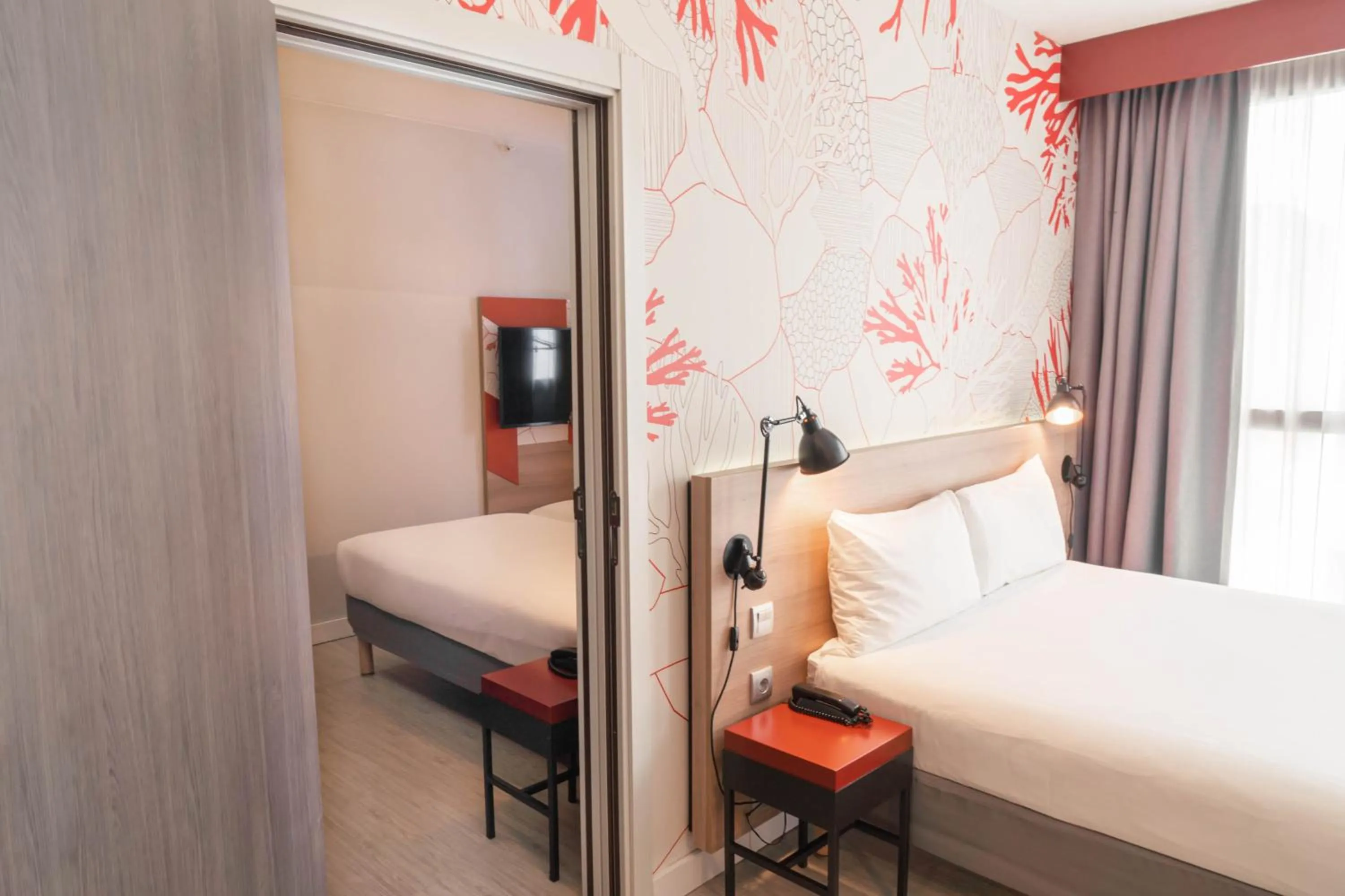 Family, Bed in ibis Styles Barcelona City Bogatell
