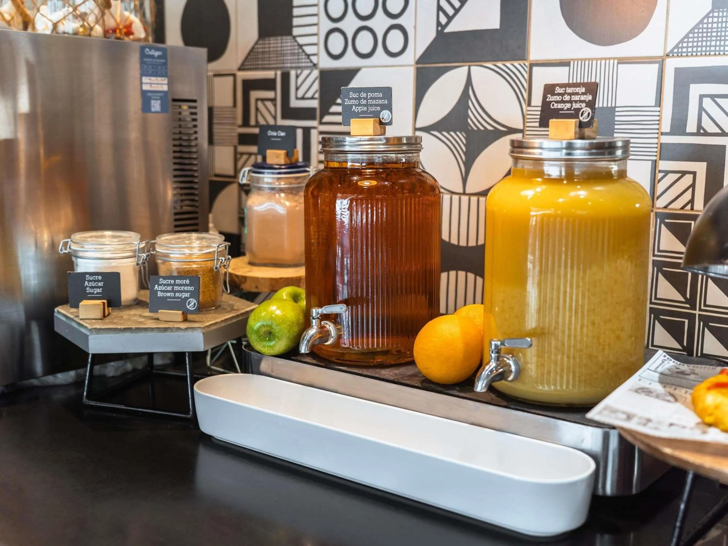 Breakfast in ibis Styles Barcelona City Bogatell