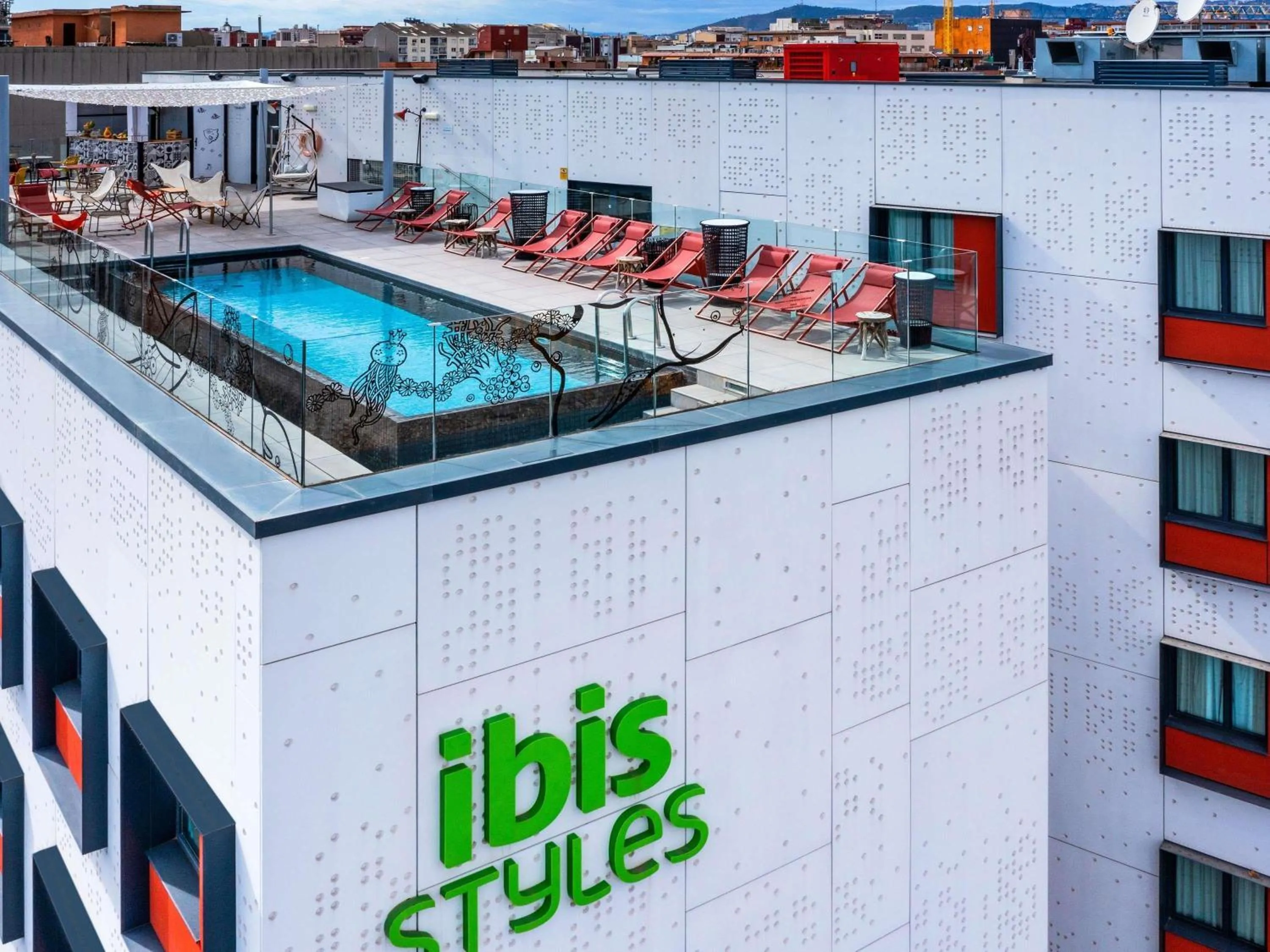Property building in ibis Styles Barcelona City Bogatell