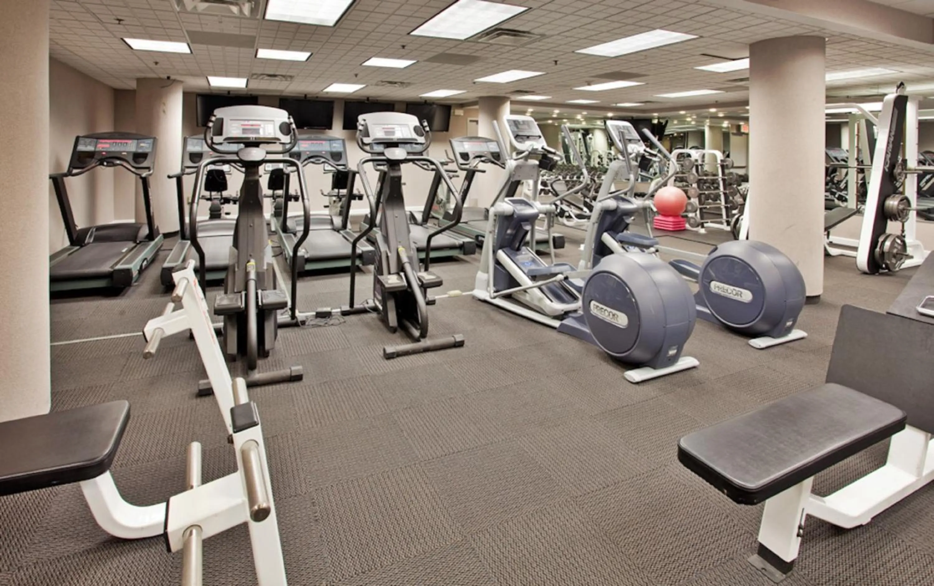Fitness centre/facilities in Holiday Inn - Executive Center-Columbia Mall, an IHG Hotel