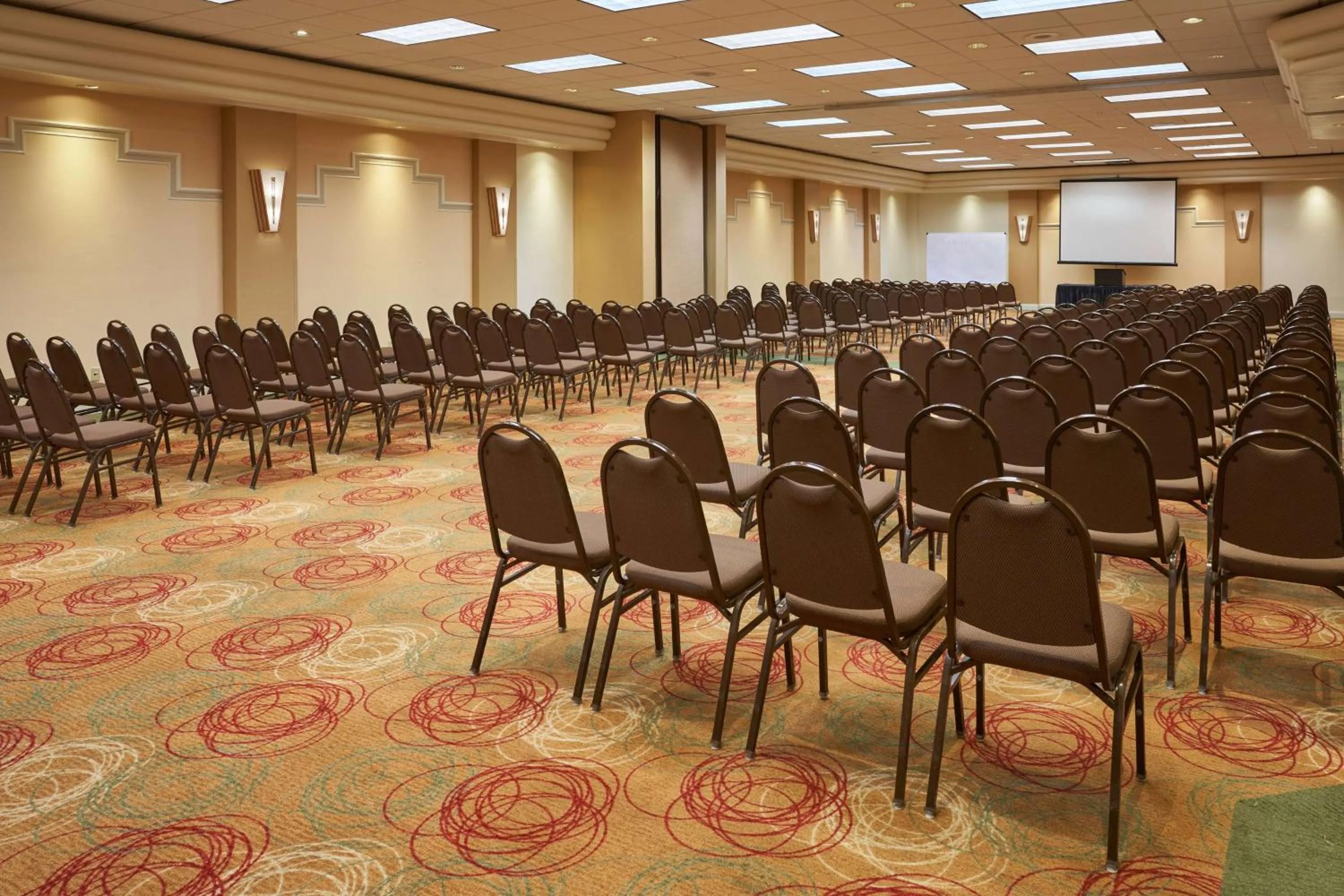 Meeting/conference room in Holiday Inn - Executive Center-Columbia Mall, an IHG Hotel