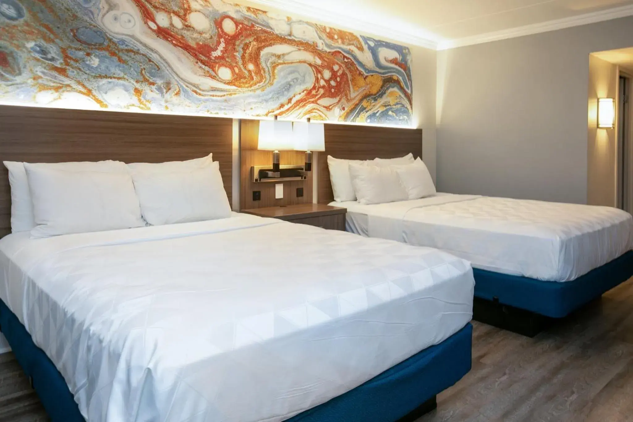 Executive Double Room with Two Double Beds - Non-Smoking in Holiday Inn - Executive Center-Columbia Mall, an IHG Hotel Executive Double Room with Two Double Beds - Non-Smoking in Holiday Inn - Executive Center-Columbia Mall, an IHG Hotel