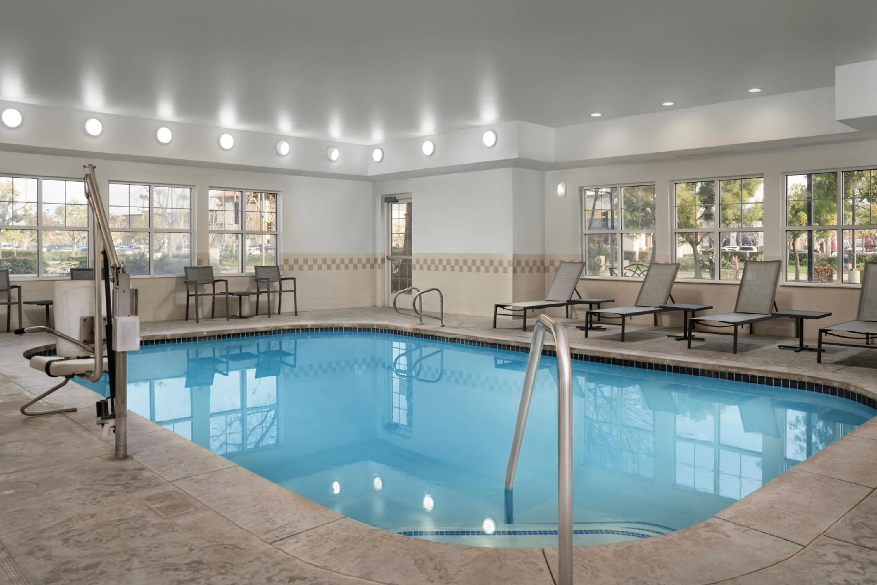 Swimming pool in Residence Inn by Marriott San Bernardino