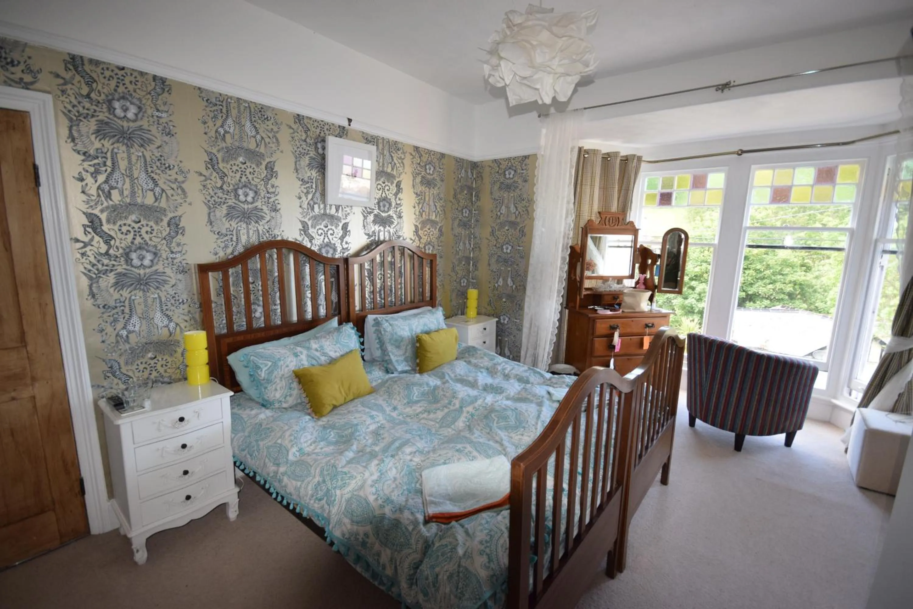 Bedroom, Bed in Newberry Beach lodge