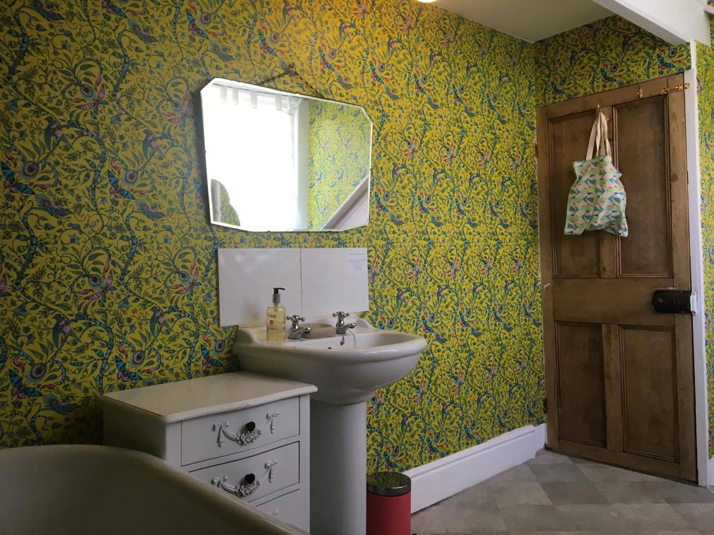 Bathroom in Newberry Beach lodge