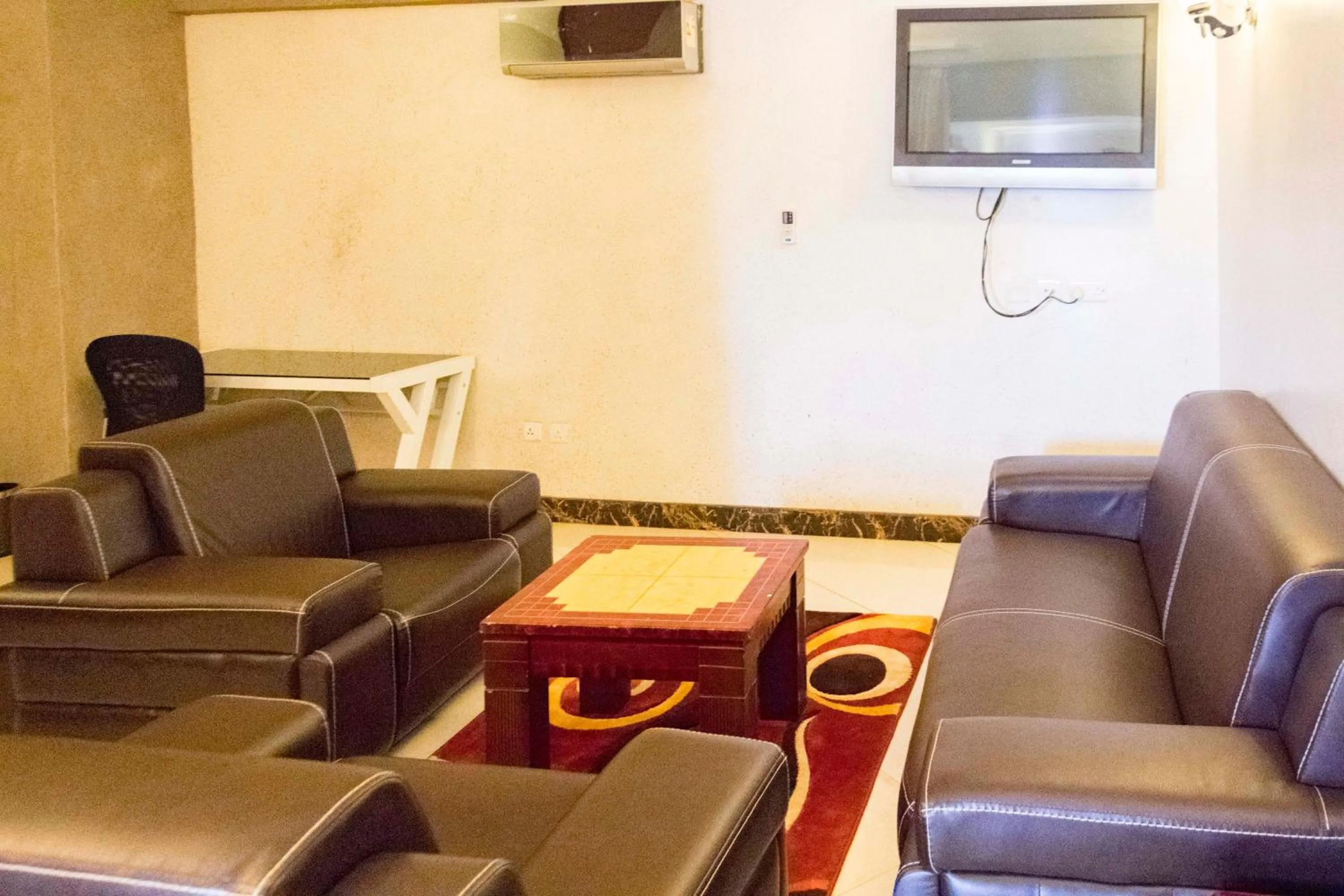 Seating Area in Super Paradise Hotel