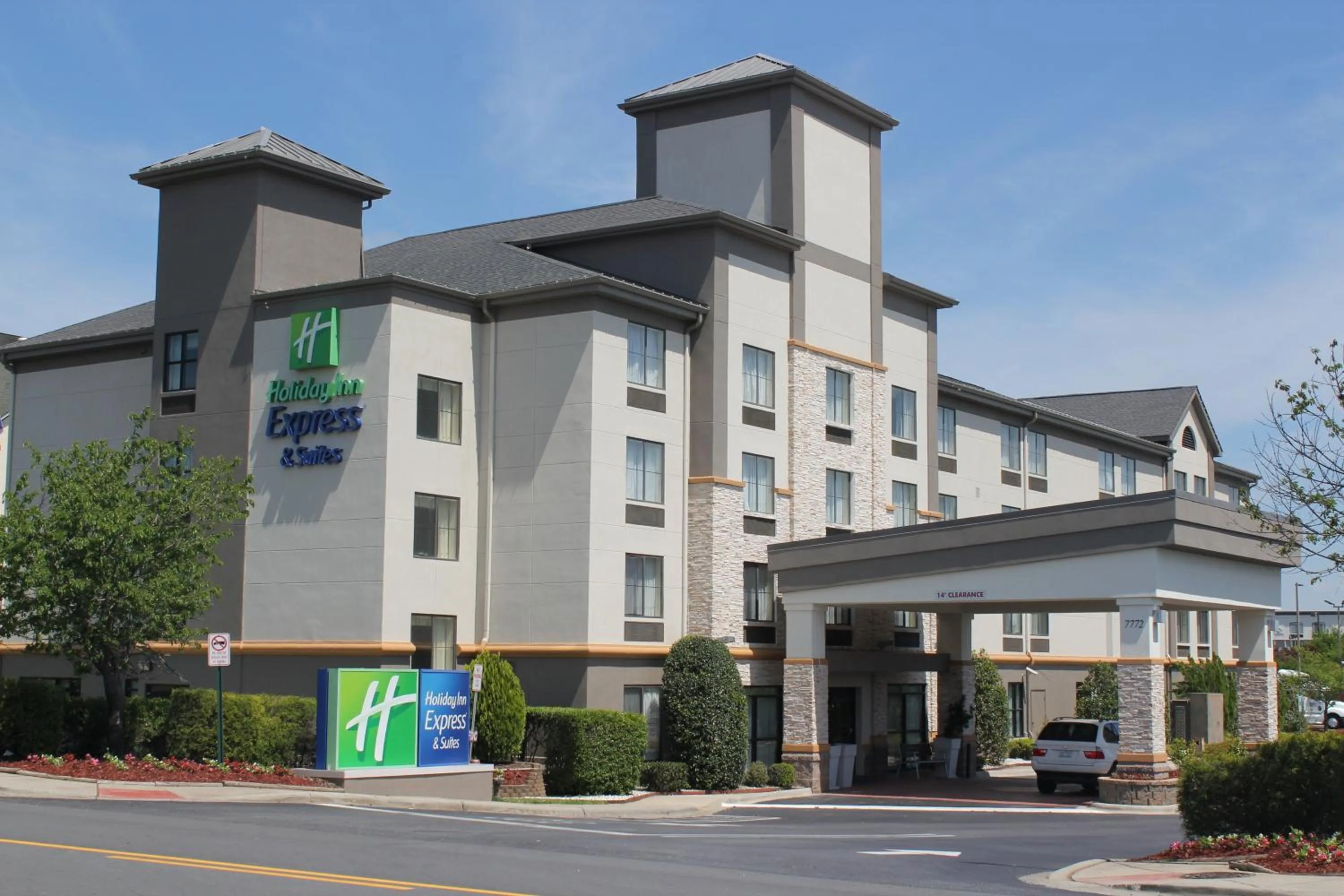 Property building in Holiday Inn Express & Suites Charlotte-Concord-I-85 by IHG