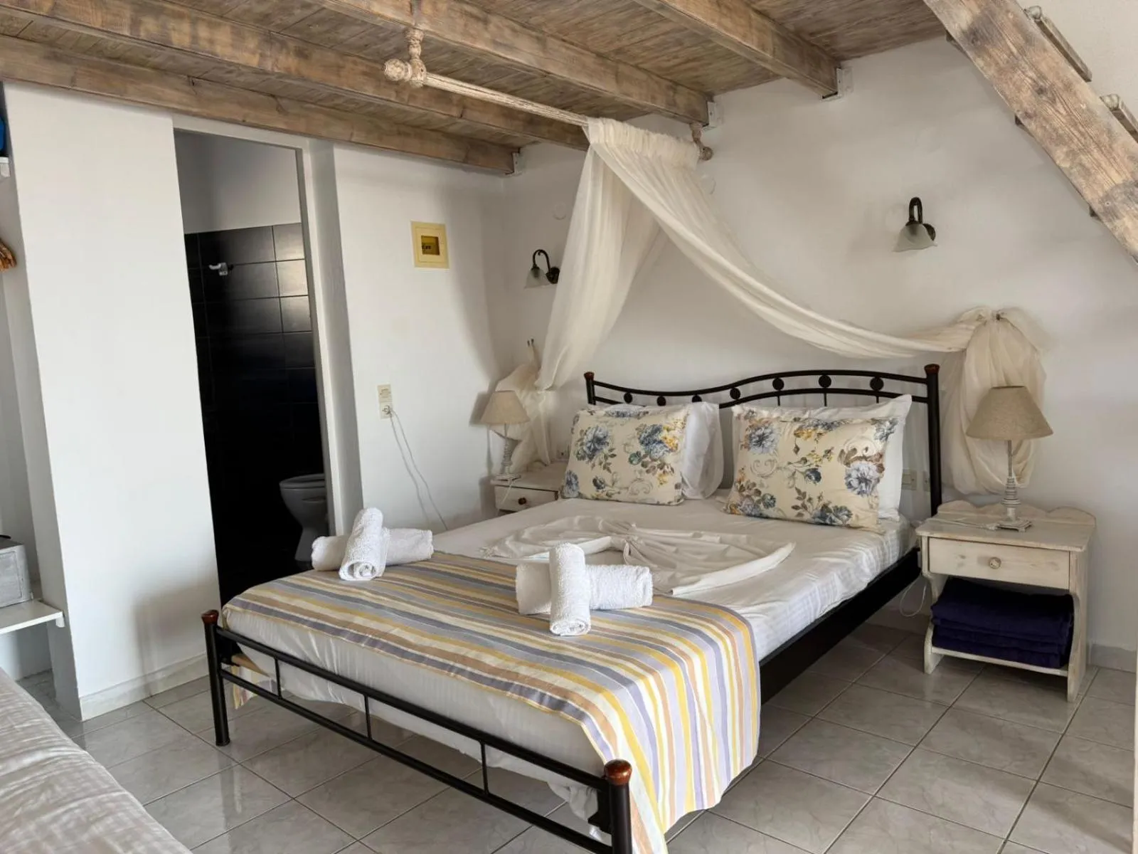 Bed in Agnadi View Villa