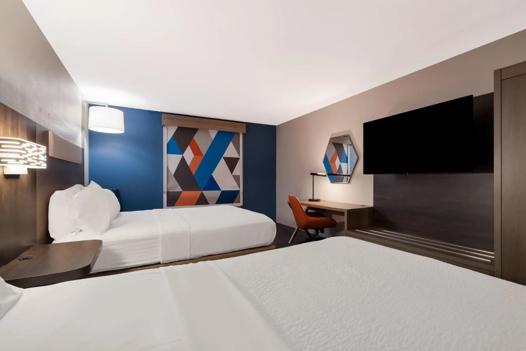 Photo of the whole room, Bed in Holiday Inn Express Hotel & Suites - The Villages by IHG