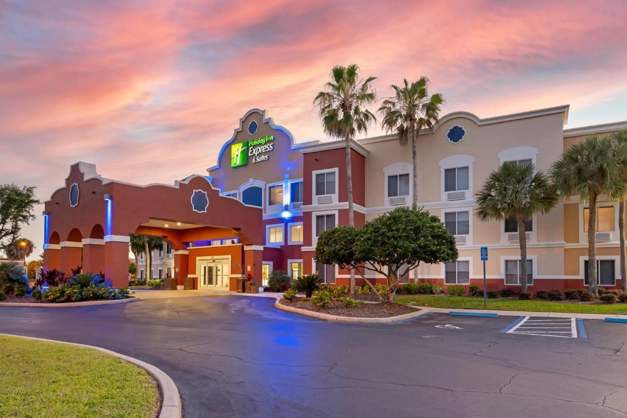 Property building in Holiday Inn Express Hotel & Suites - The Villages by IHG