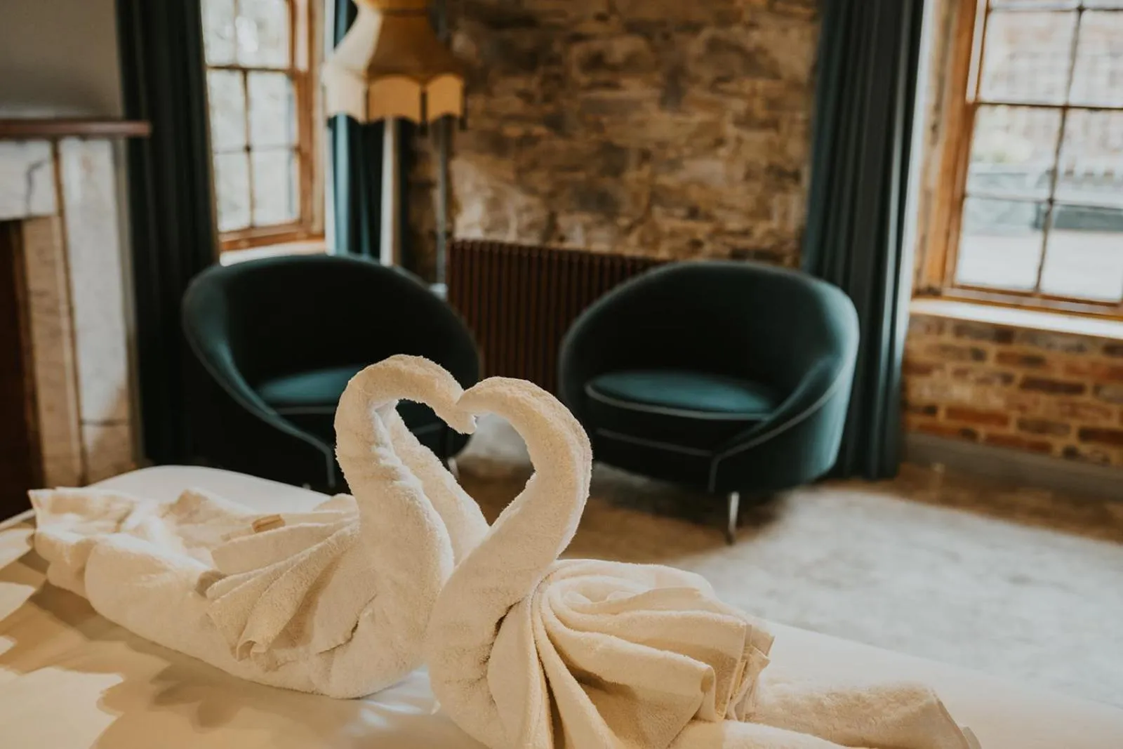 Bed in Le Petit Chateau & William de Percy