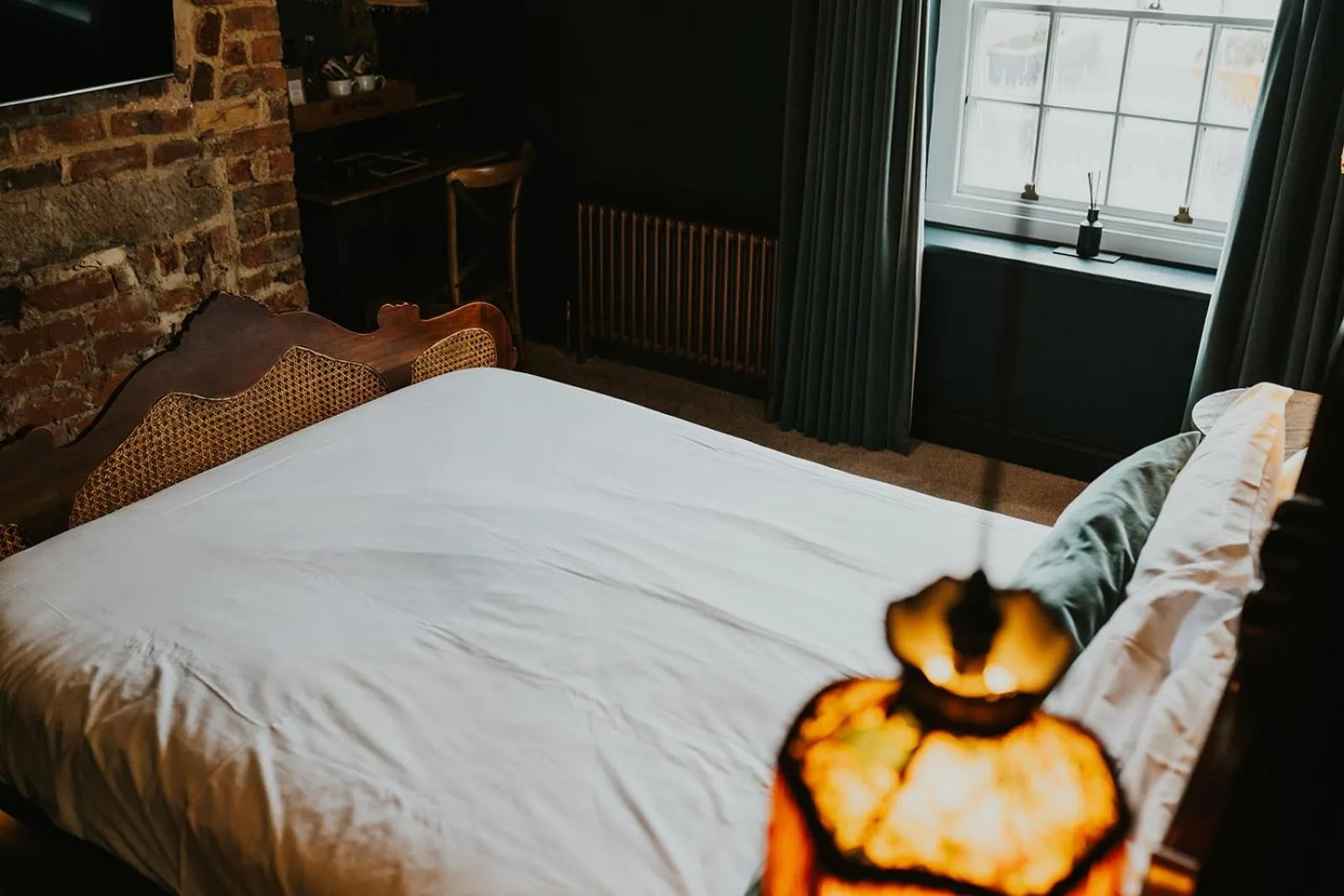 Bed in Le Petit Chateau & William de Percy