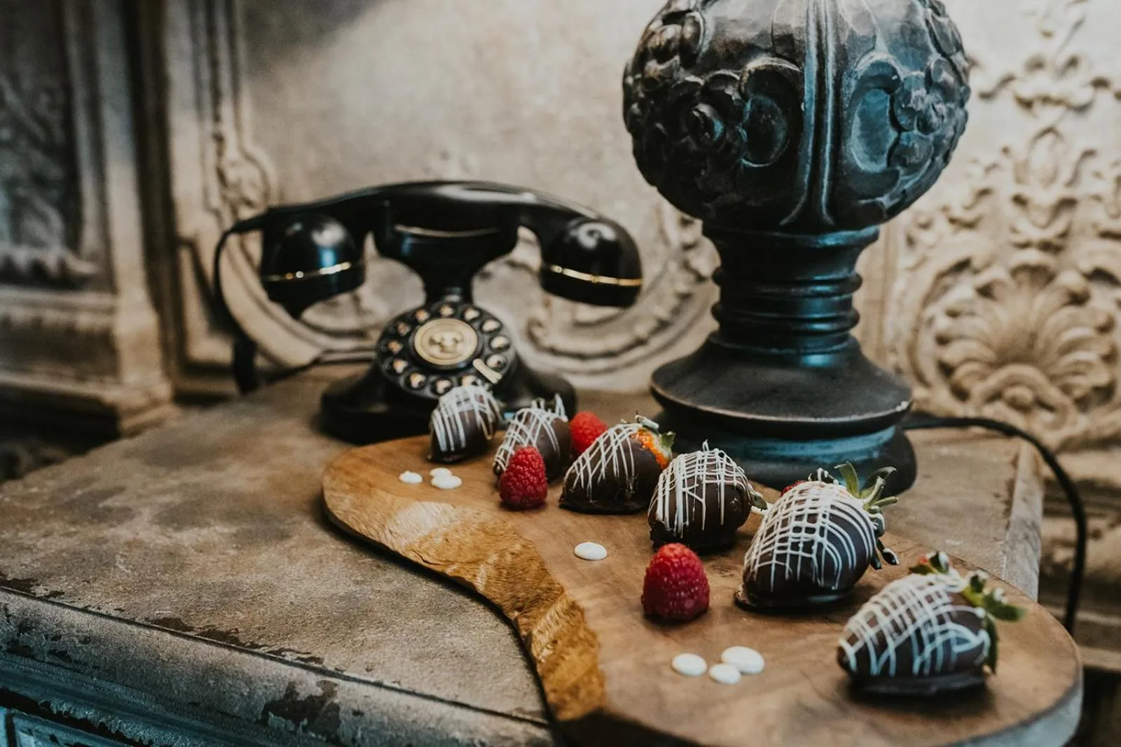 Le Petit Chateau & William de Percy