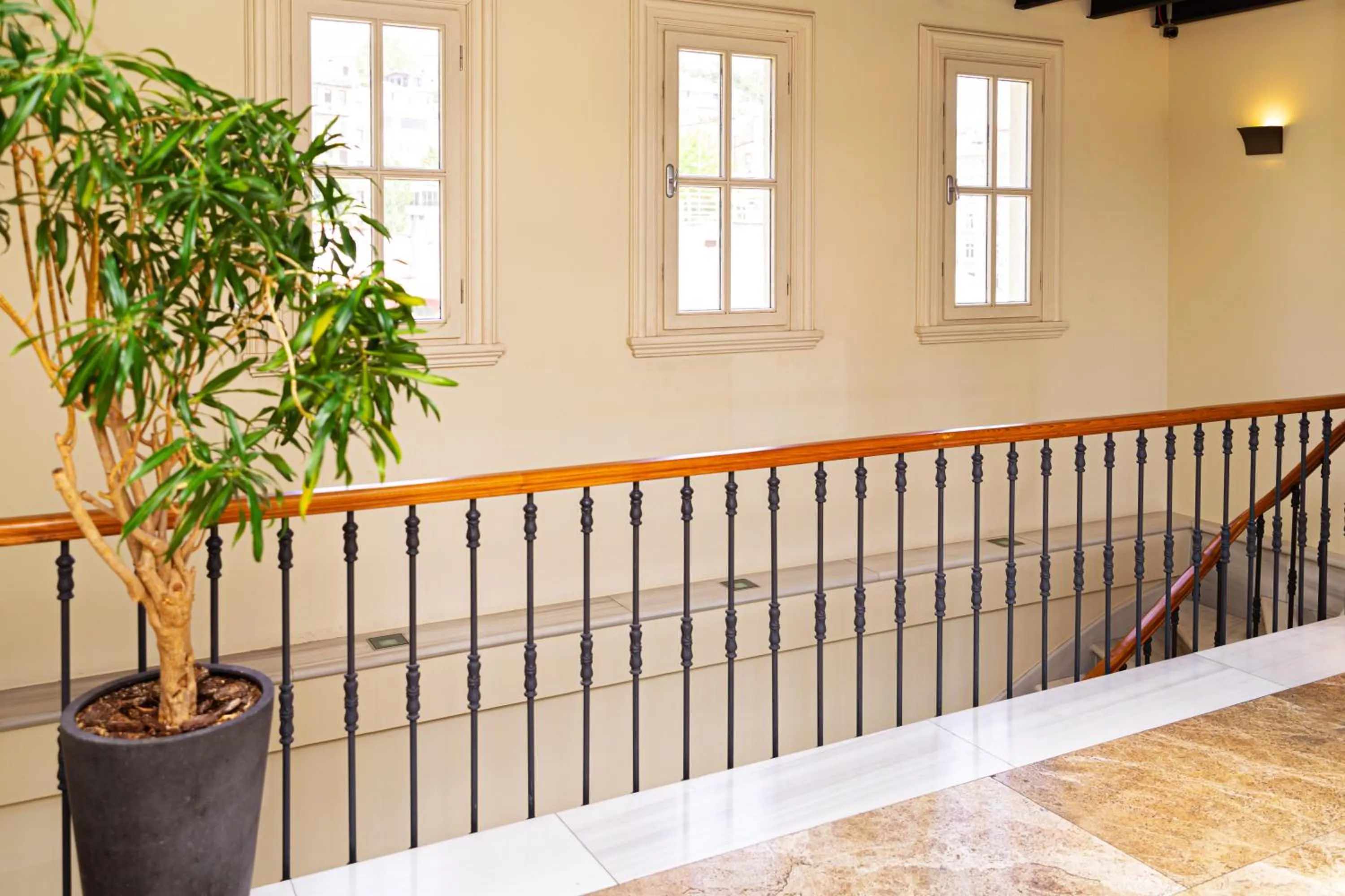 Property building in Tomtom Suites